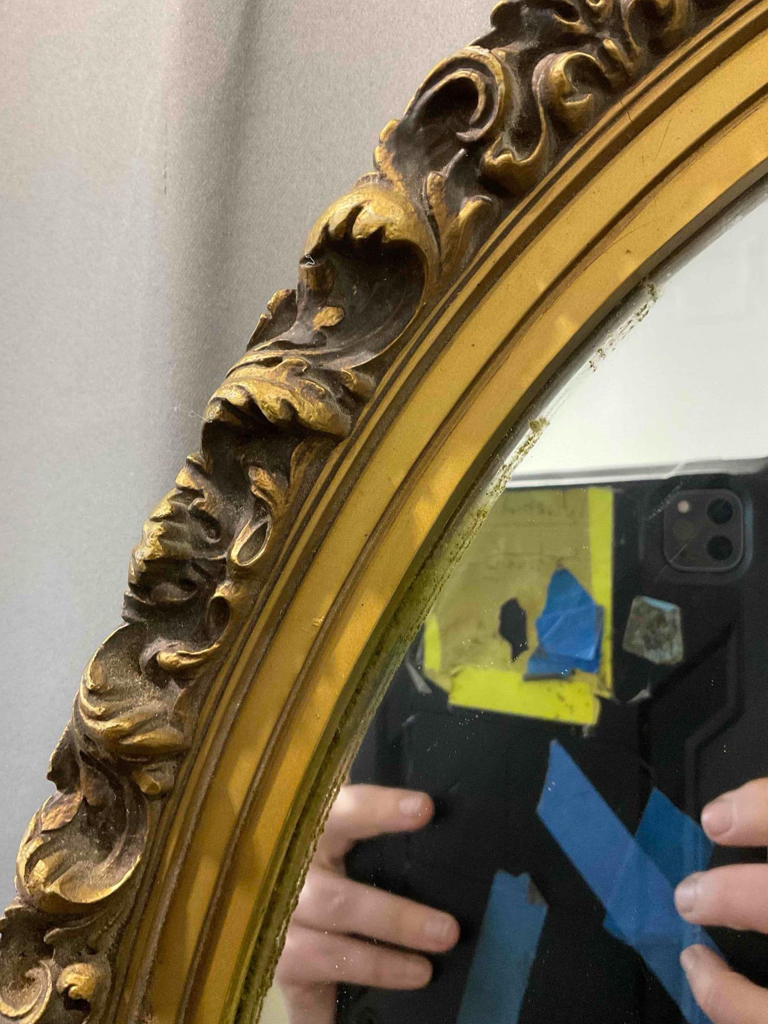 Vintage Oval Wall Mirror in Ornate Gilt Composite Frame. Very Good Condition. See pics. - 4