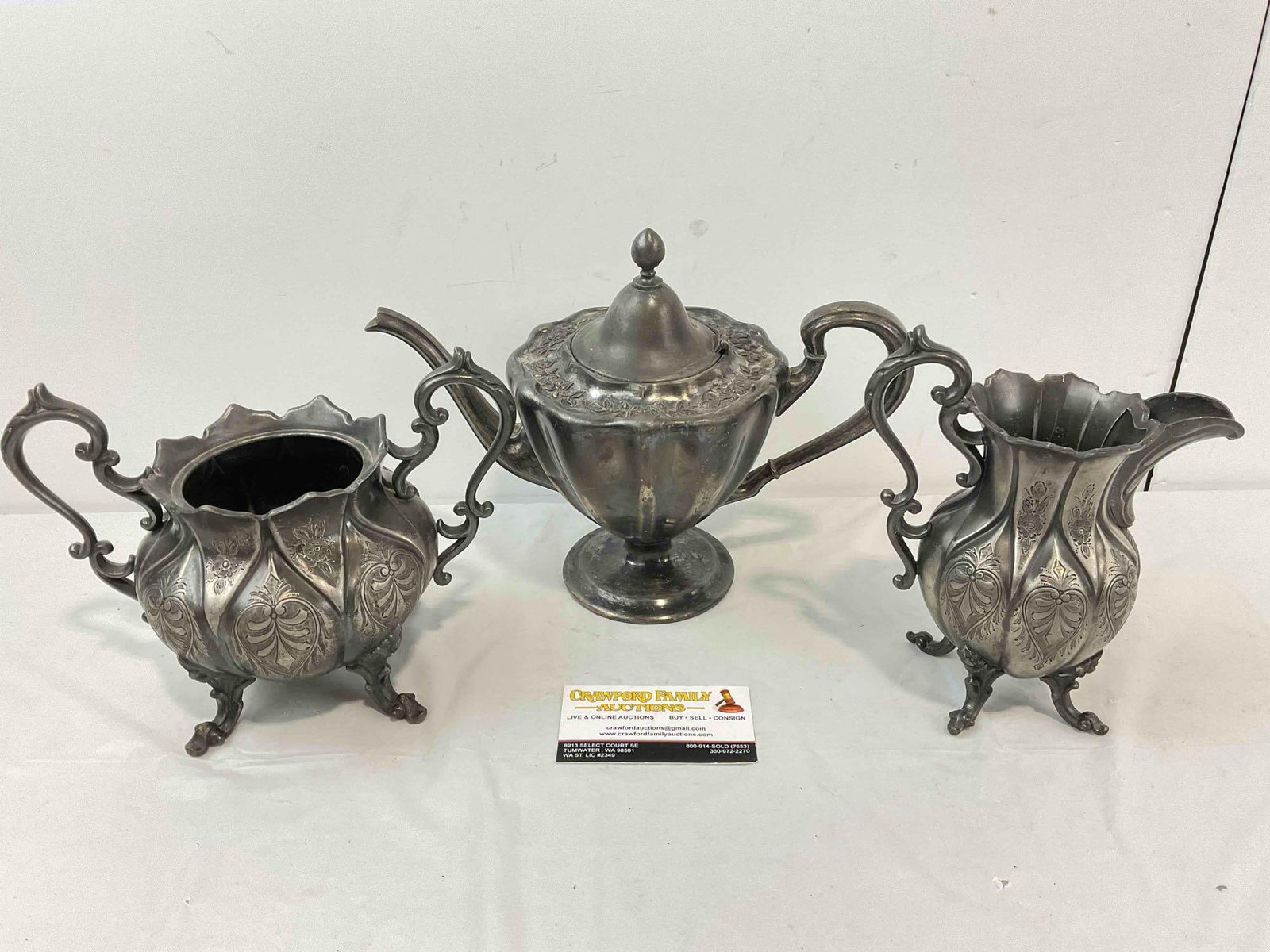 3 pcs Antique Silver Plated Tea Set w/ Floral Petal Pattern. Very Good Condition. See pics. (1 of 11)