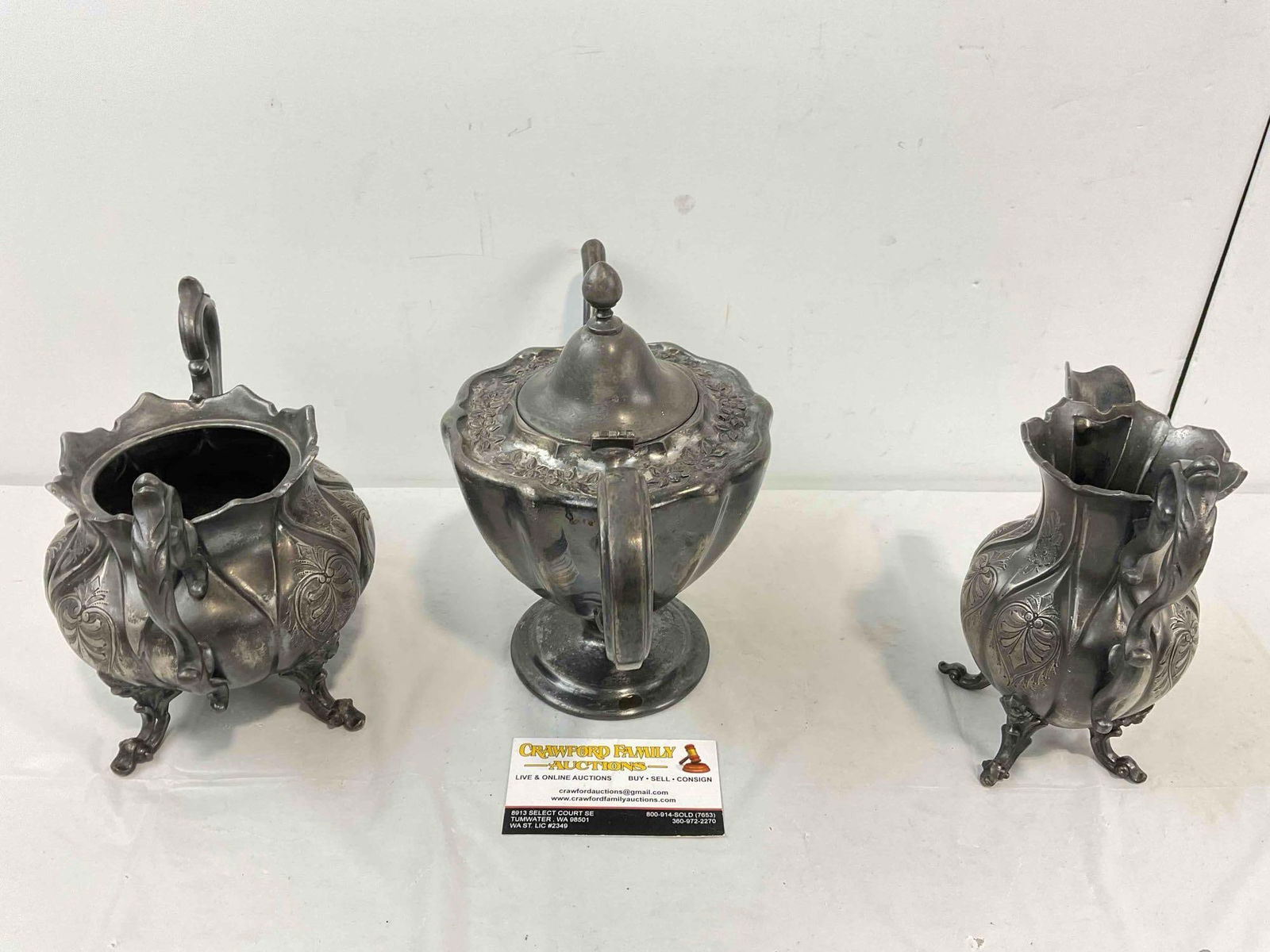 3 pcs Antique Silver Plated Tea Set w/ Floral Petal Pattern. Very Good Condition. See pics. - 7