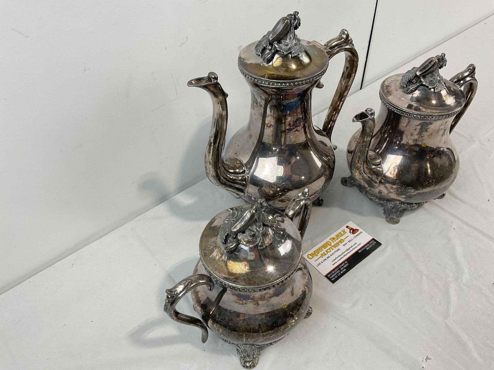 3 pcs Vintage Silver Plated Tea Set w/ Ornate Botanical Finial. Very Good Condition. See pics. - 2