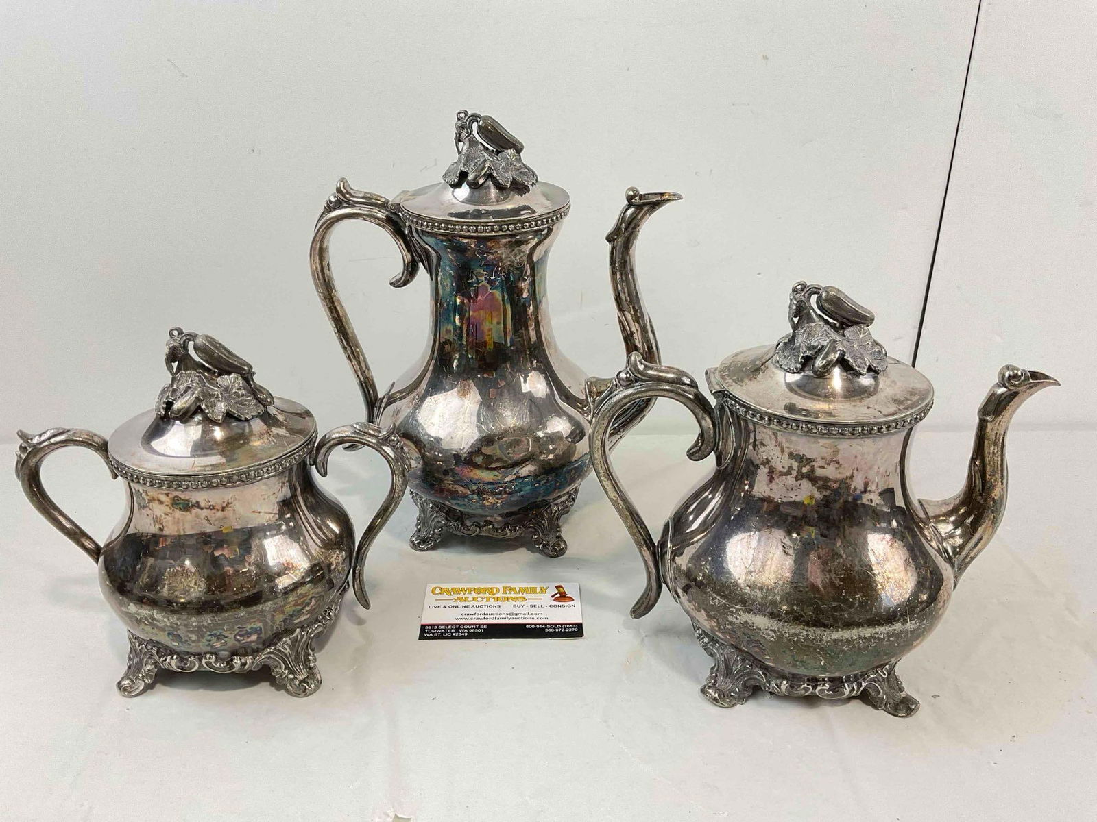 3 pcs Vintage Silver Plated Tea Set w/ Ornate Botanical Finial. Very Good Condition. See pics. - 5