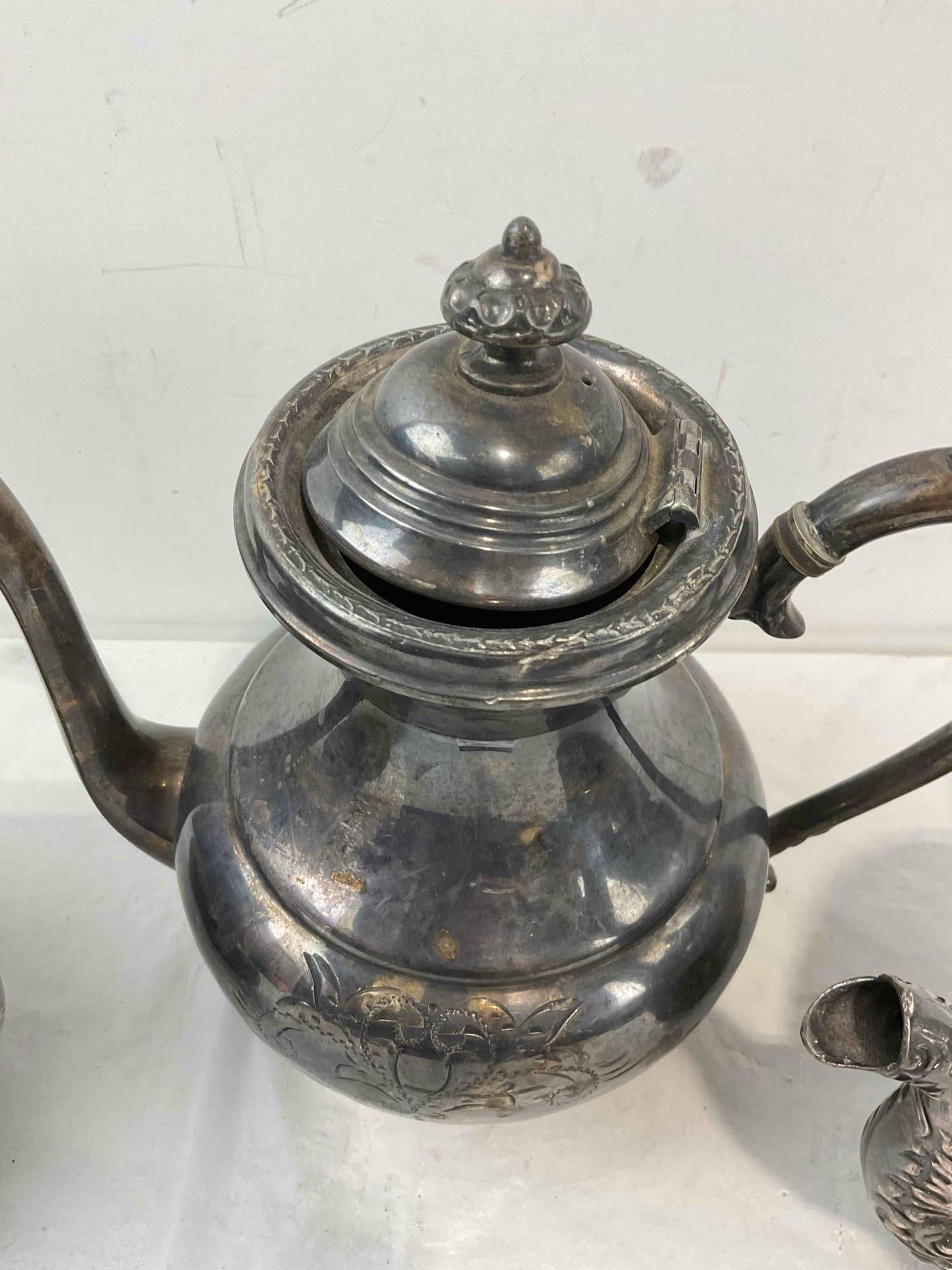 3 pcs Vintage Silver Plated Teapots, incl. Homan, Essay & Colonial Co. Good Condition. - 4