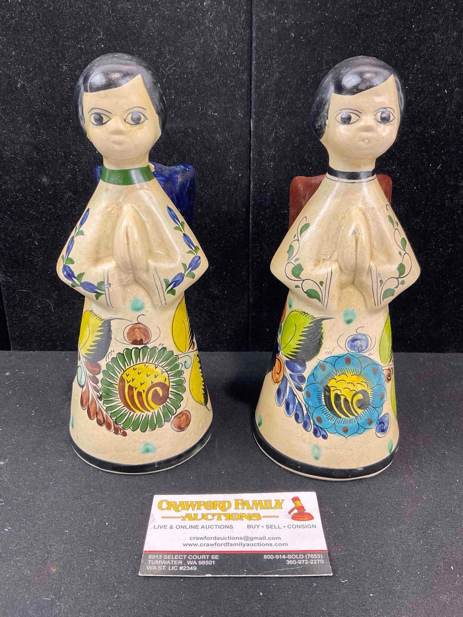 2 pcs Vintage Mexican Painted Ceramic Angel Figural Candlestick Holders. Very Good Condition.: 2 pcs Vintage Mexican Painted Ceramic Angel Figural Candlestick Holders. Very Good Condition. Minor wear indicative of age, condition is otherwise very good. Fits in a box measuring 8" x 12" x 4"