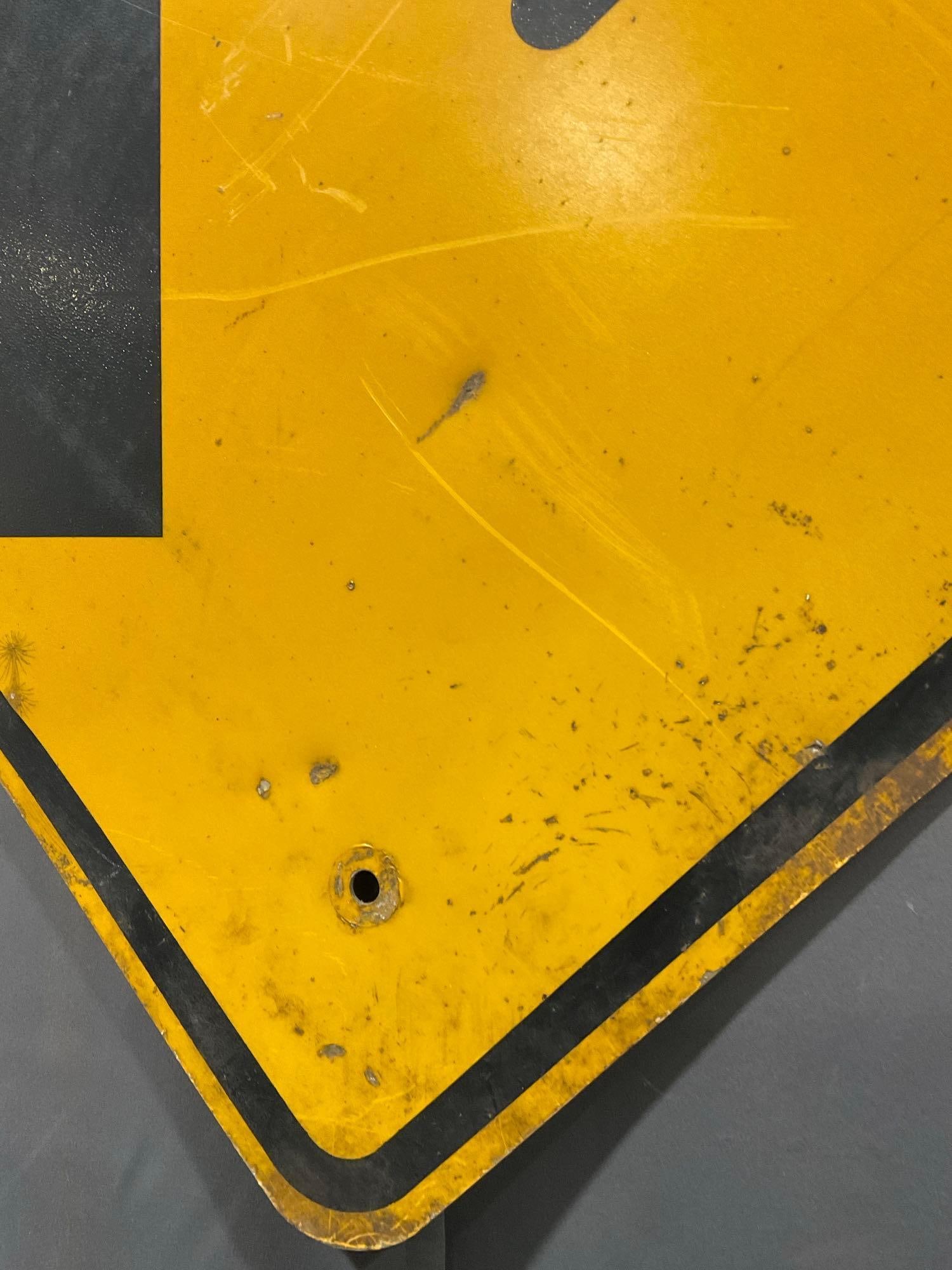 Right Turn Road Sign, Black Arrow on Yellow Background, 25h x 25w x 2d inches - 4