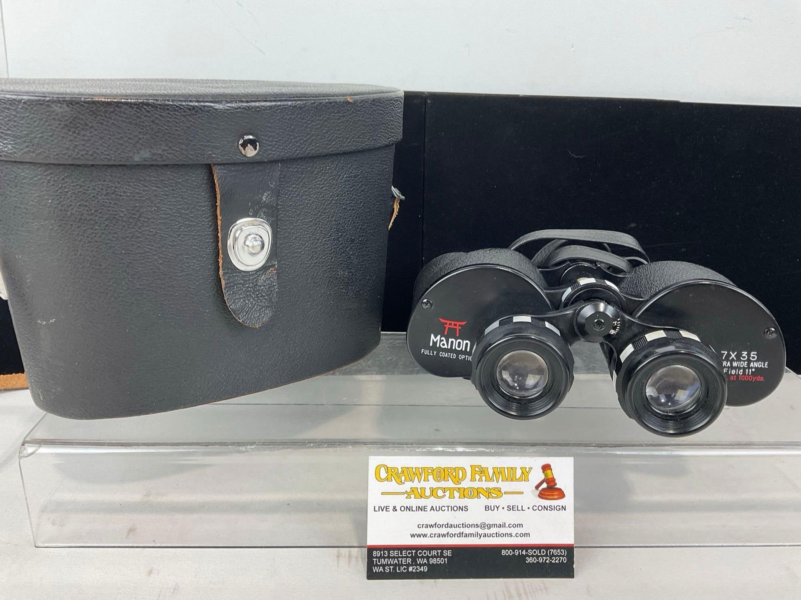 Vintage Manon Binoculars 7x35 Extra Wide Angle Field 11 degrees, w/ Leather Case: Appears to be in good shape. The piece measures approx 7h x 9w x 5d inches. See pics. E-4880 