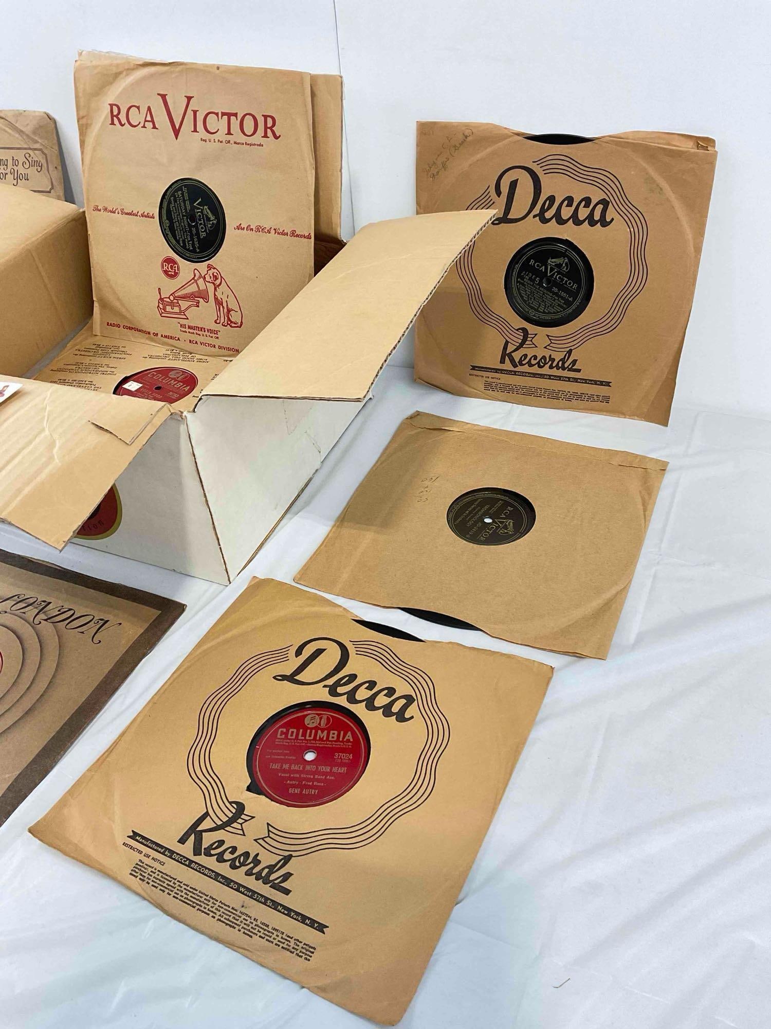30+ pcs Vintage Vinyl Record Music Album Collection, incl. Columbia, Decca & RCA Victor. See pics. - 3