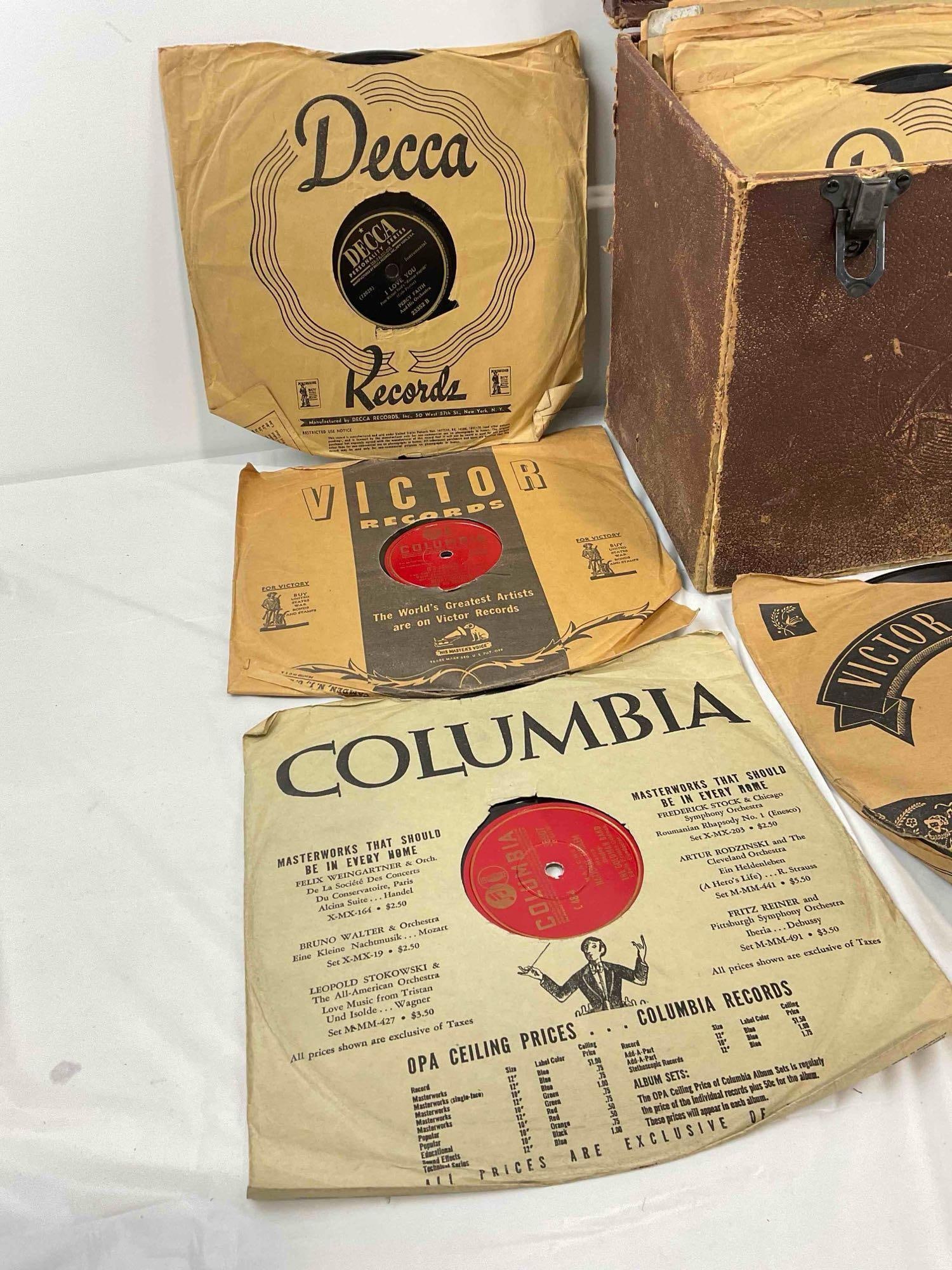 20+ pcs Vintage Vinyl Record Music Album Collection in Brown Vinyl Carrying Case. See pics. - 2