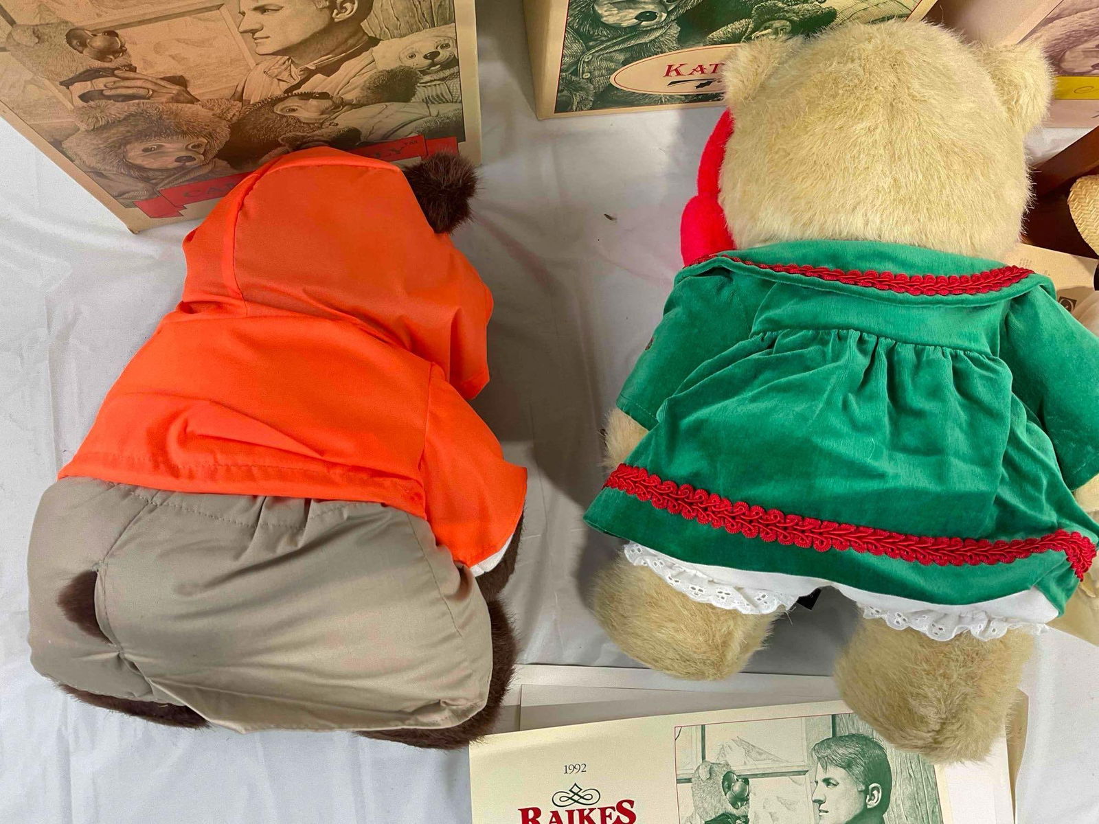 3 pcs Vintage Raikes Bears Stuffed Bear Dolls in Original Boxes, incl. Mother's Day 1990. See pics. - 13