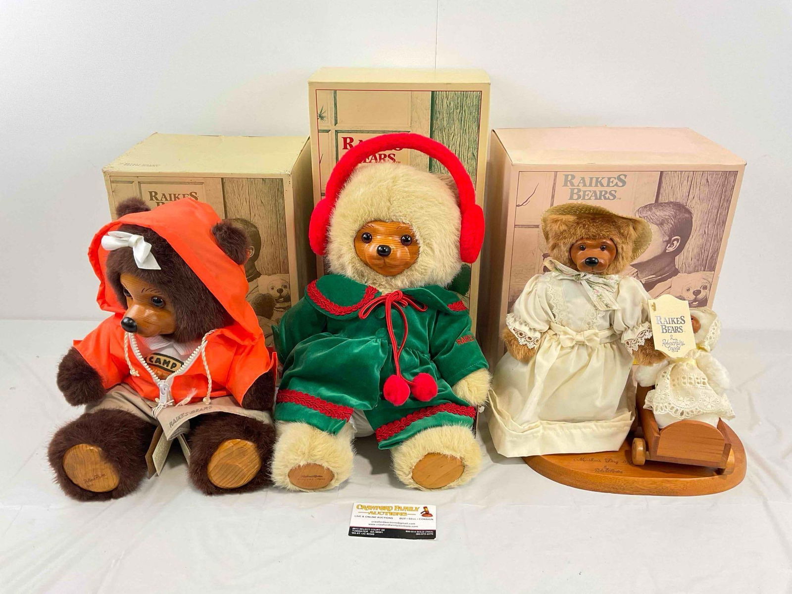 3 pcs Vintage Raikes Bears Stuffed Bear Dolls in Original Boxes, incl. Mother's Day 1990. See pics. (1 of 14)