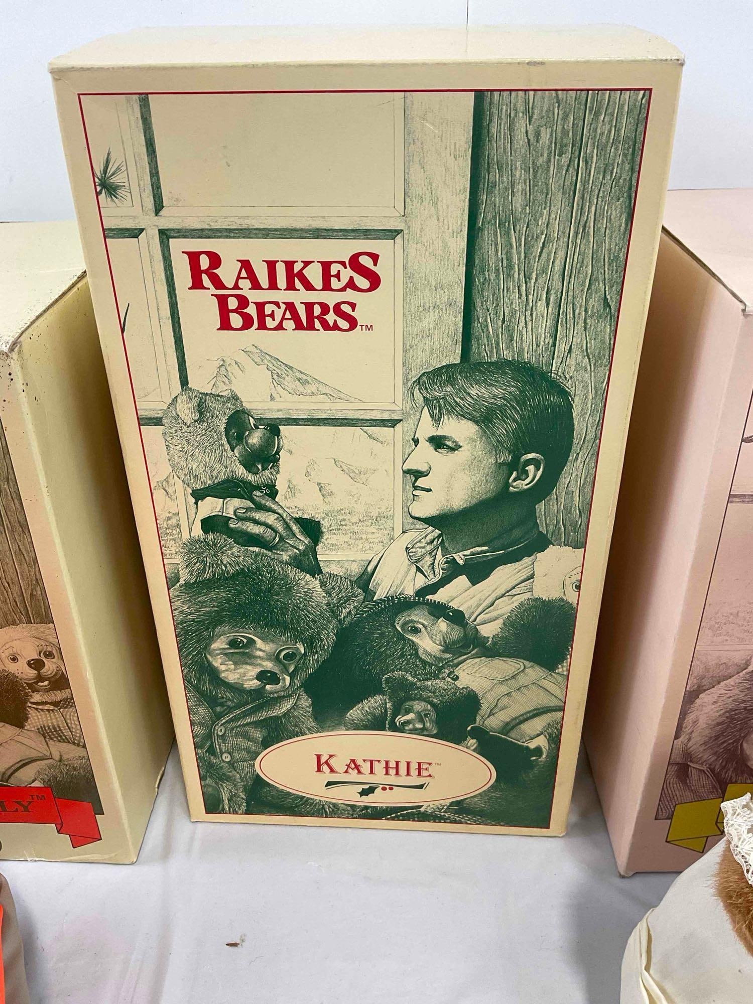 3 pcs Vintage Raikes Bears Stuffed Bear Dolls in Original Boxes, incl. Mother's Day 1990. See pics. - 8