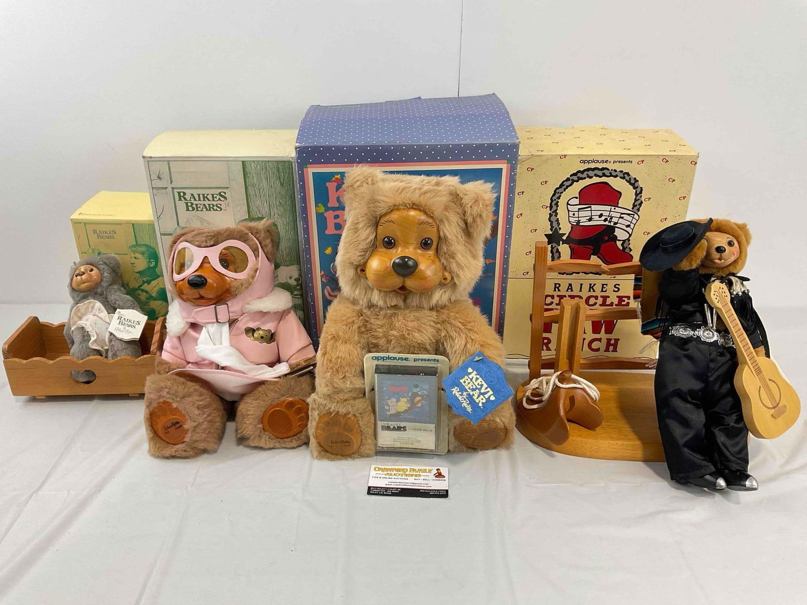 4 pcs Vintage Raikes Bears Stuffed Bear Dolls in Original Boxes, incl. 17019 Kevi Bear! See pics. (1 of 14)