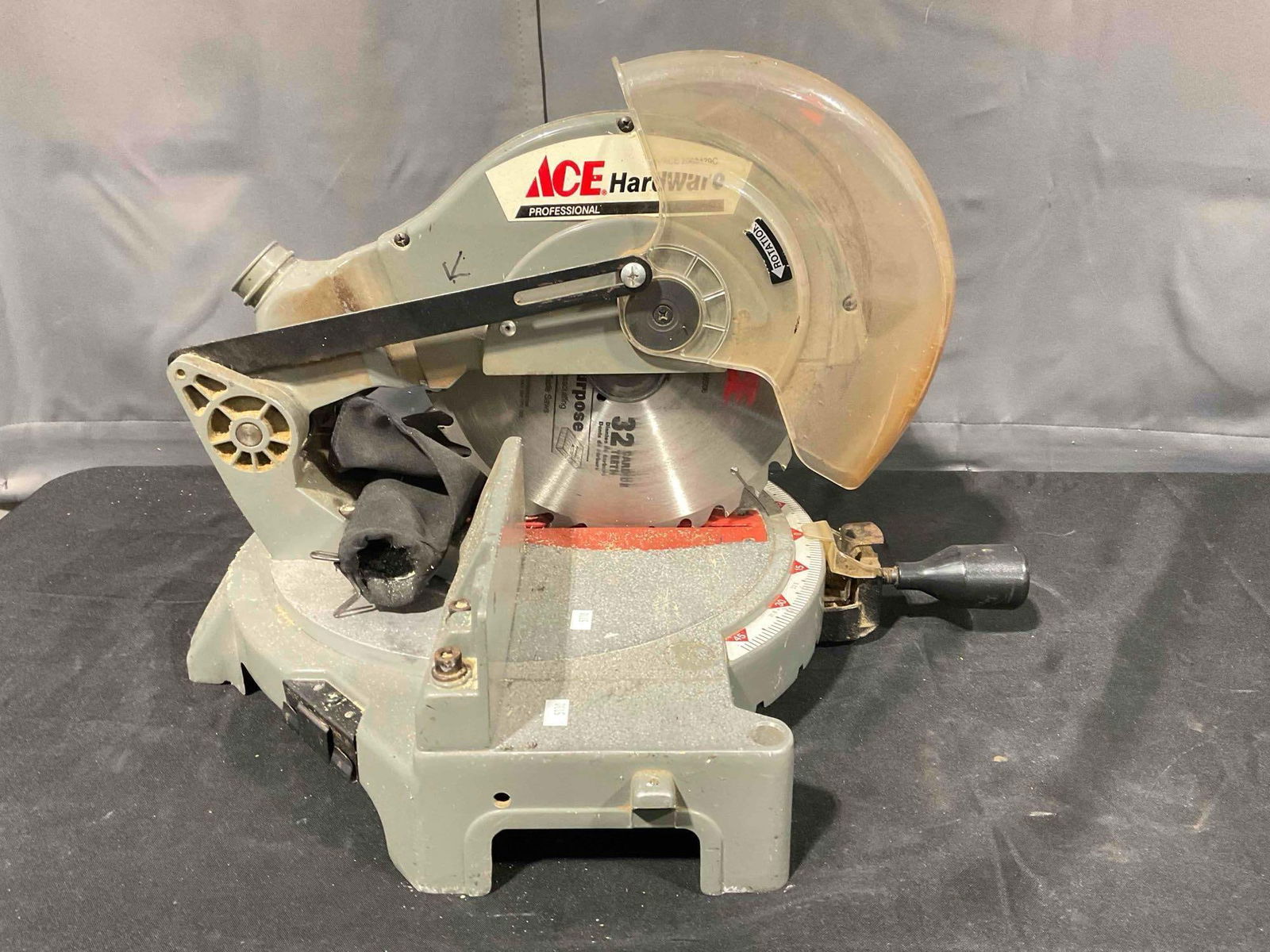 Ace Hardware 10" Miter Saw Model 2062479C. Tested, Works. Good Condition. See pics. (1 of 8)