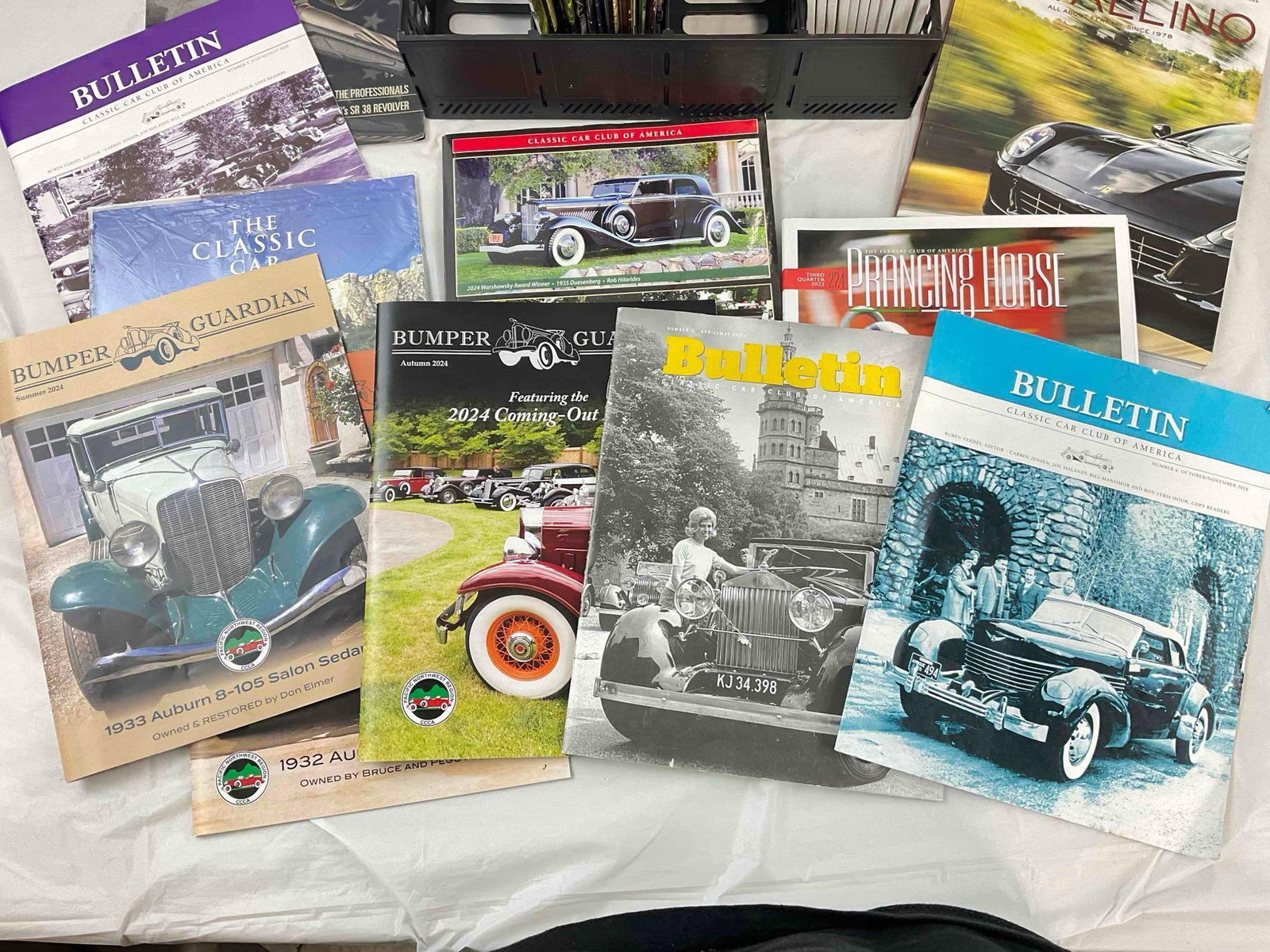 38 pcs Automobile & Car Racing Magazines, incl. Prancing Horse, Cavallino, Bulletin & More! - 5