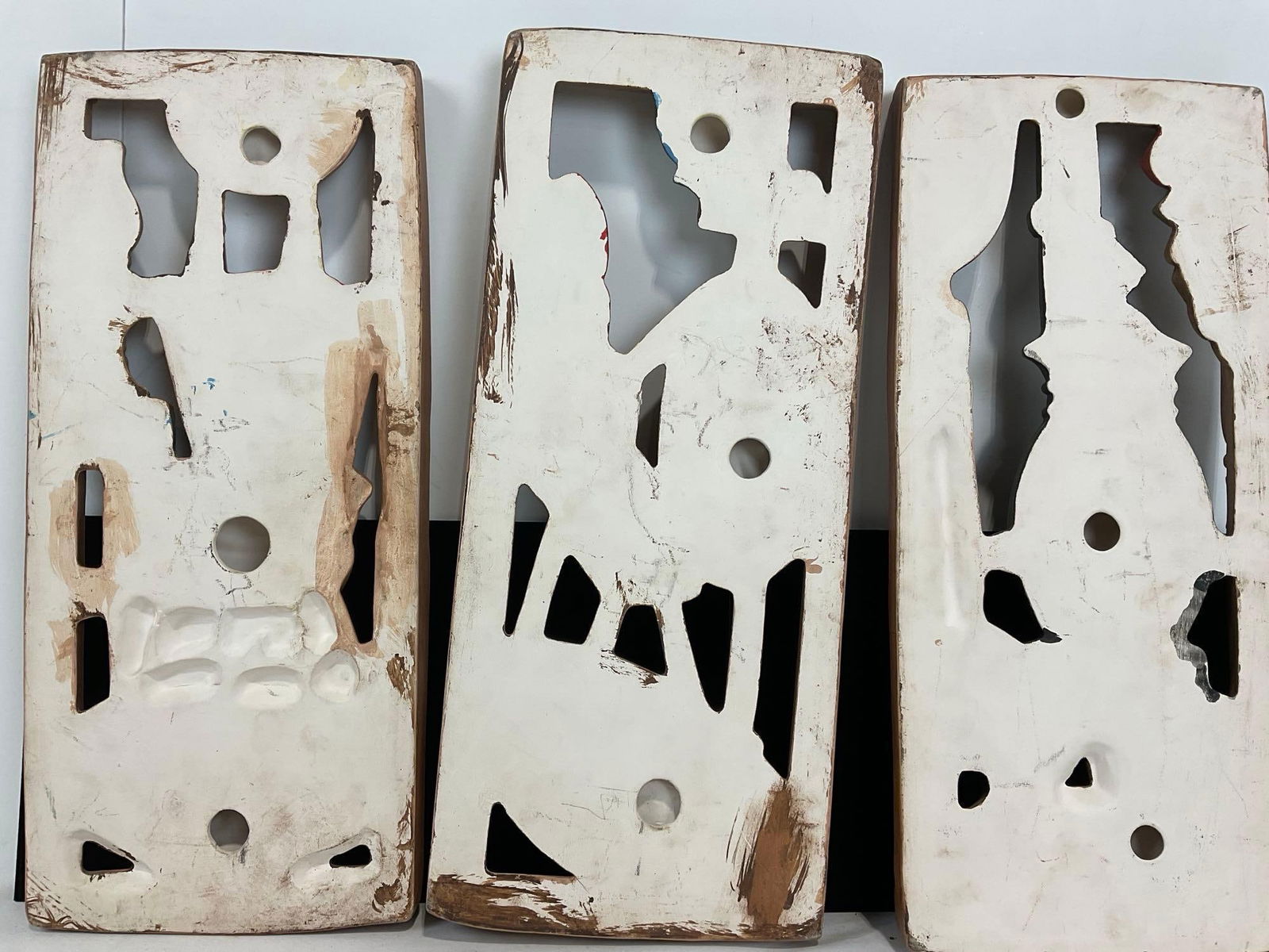 Trio of 3D Chalkware Wall Hangings, Rocking Chair, Spinning Wheel & Cast Iron Furnace, 18 x 9 inc... - 5