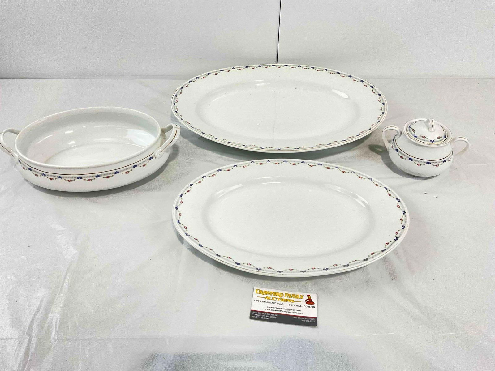 4 pcs Vintage Thun Klosterle? Czech Porcelain Dishes. Excellent Condition. See pics. - 4