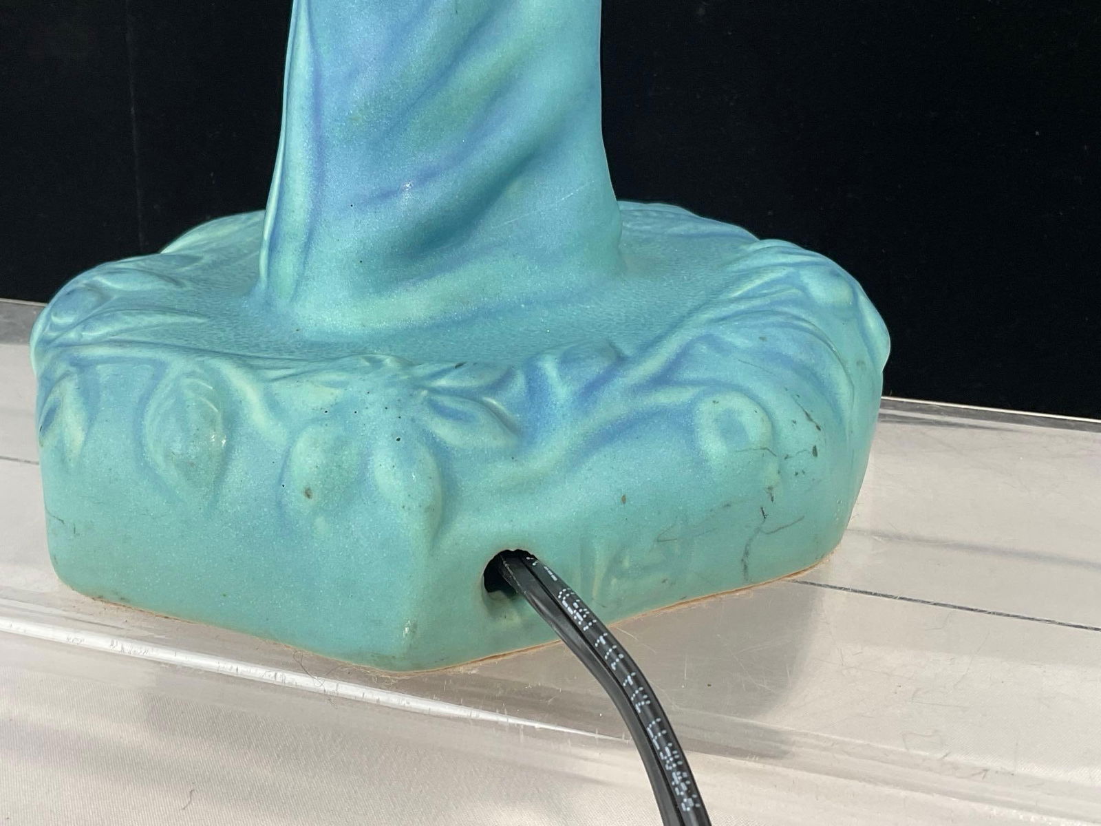 Lovely Van Briggle Pottery Lamp, no shade, tested & working, Blue finish, 24h x 7w x 7d inches - 5