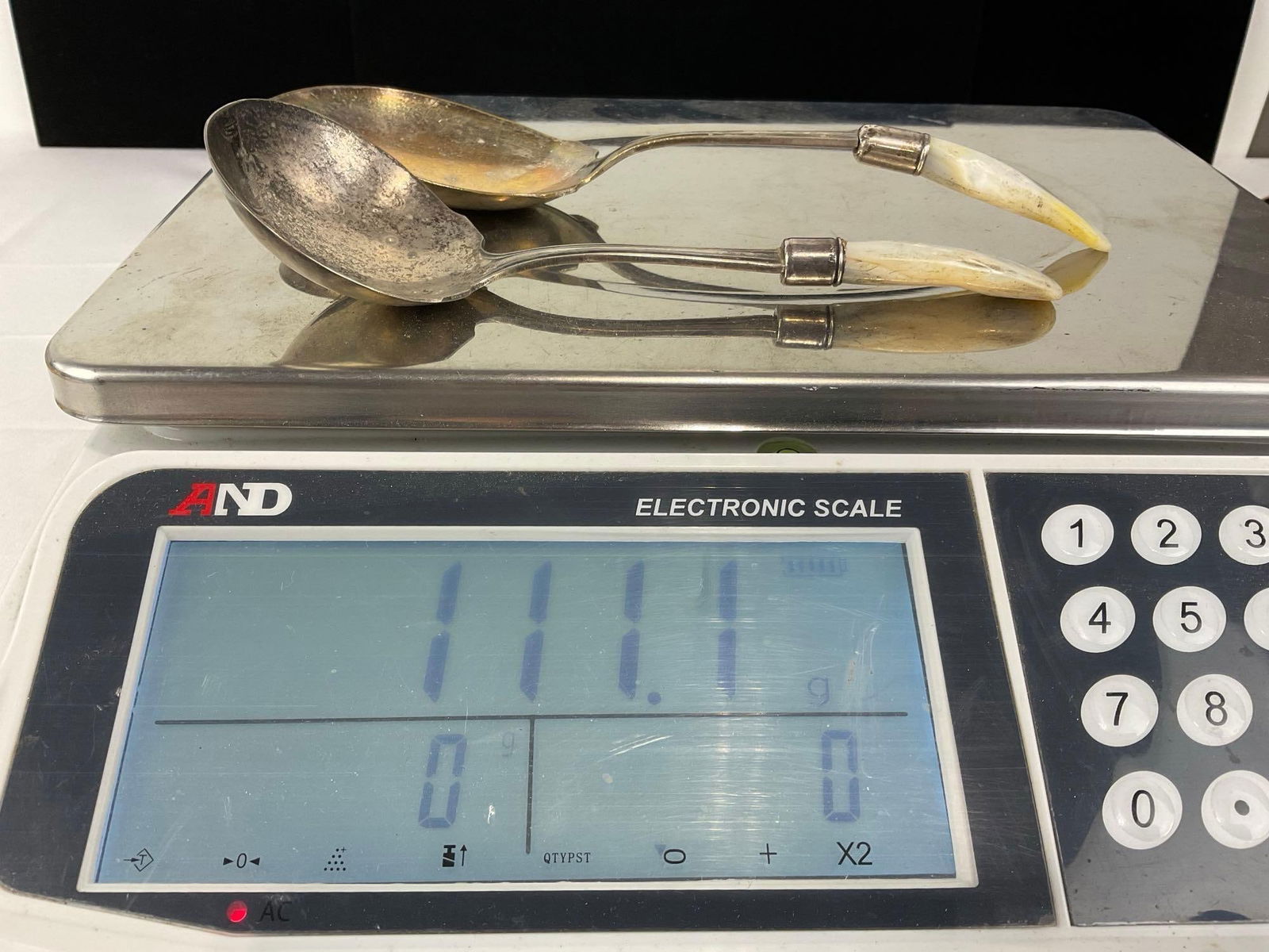 Pair of Antique Spoons, Partially Sterling Silver w/ MOP Handles, 111.1 grams total weight - 4