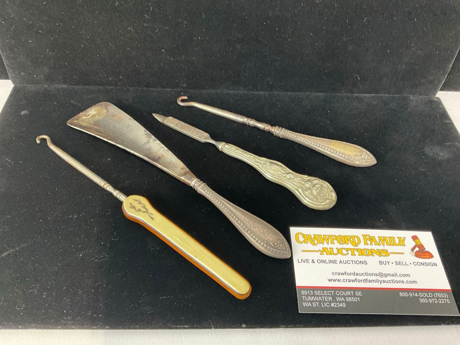 Shoe Horn, 2x Latch Hook, & Nail File/Cuticle Cutter w/ Three Sterling Handles, three pcs 99.1 g ... (1 of 4)
