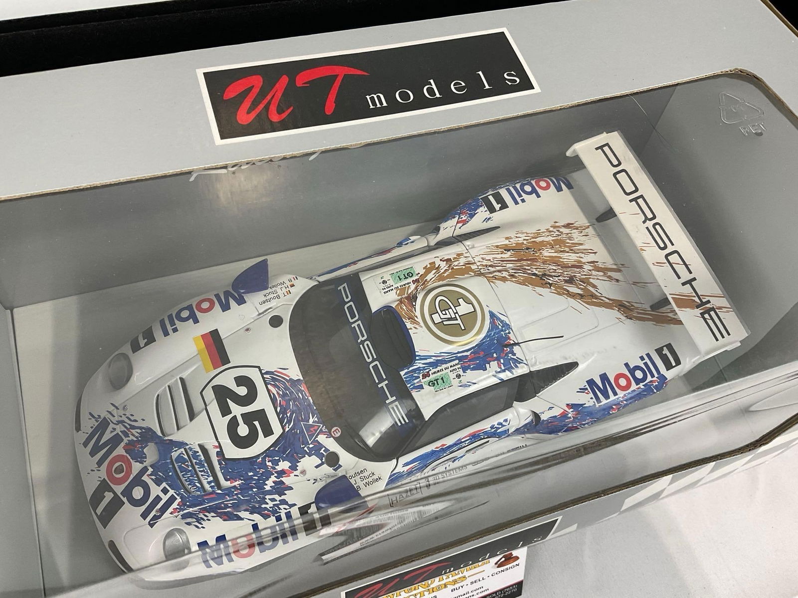 UT Models 1996 Porsche 911 GT-1 LeMans 24H 1/18 Scale Diecast Car Model orig box - 2
