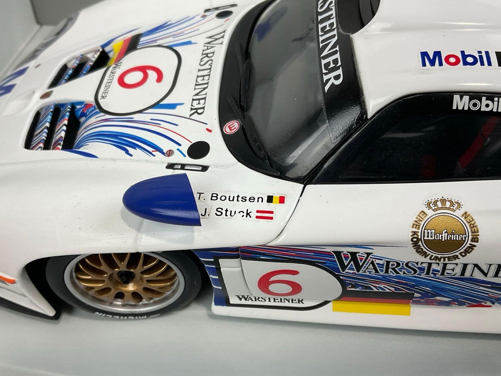 UT Models Porsche 911 GT1 Warsteiner Mobil1, 1/18 Scale Diecast Car Model orig box - 6