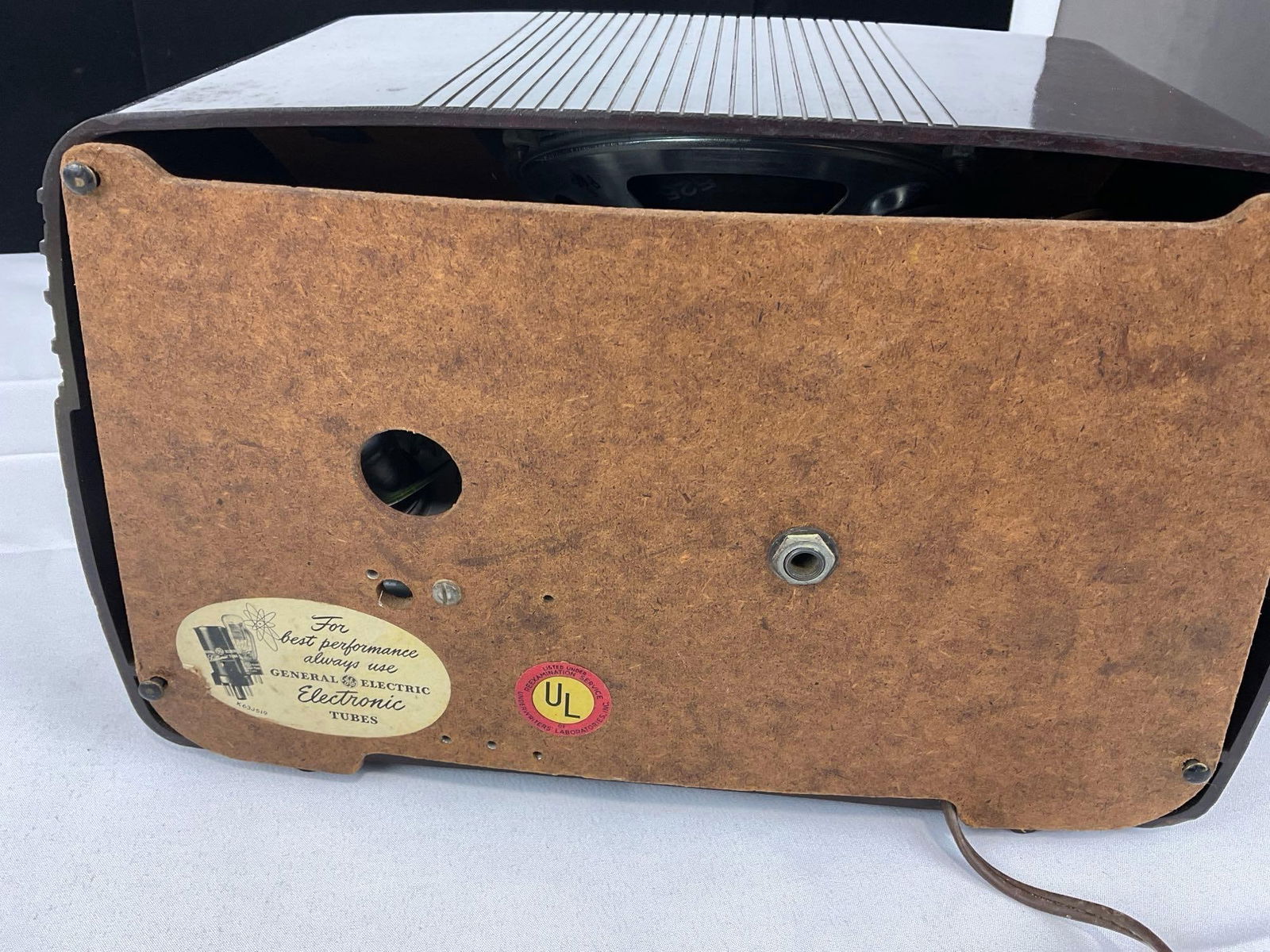 Vintage 1940s General Electric G-E Radio Model 200, Bakelite Shell, Brown in color, 8h x 12w x 9d... - 3