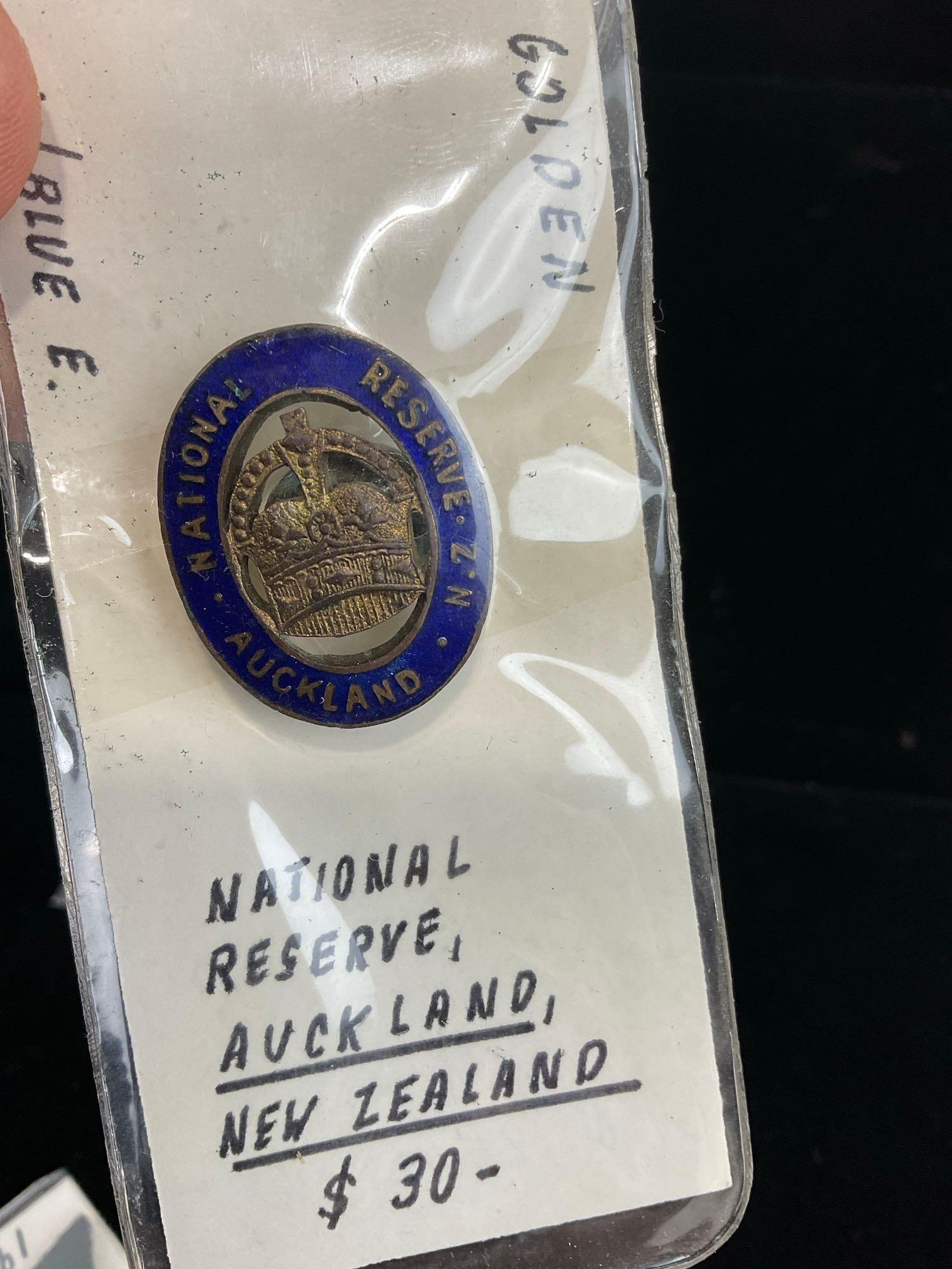 New Zealand Natl Reserve Pin & Service Medal WW2, & RAF Pilot Patch & Infantry Combat Badge Pin - 4