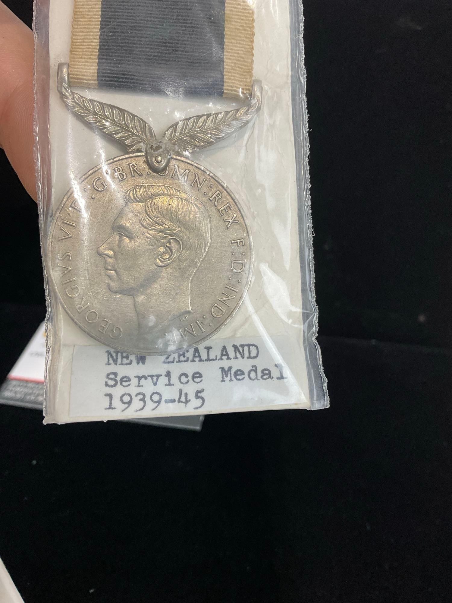 New Zealand Natl Reserve Pin & Service Medal WW2, & RAF Pilot Patch & Infantry Combat Badge Pin - 5