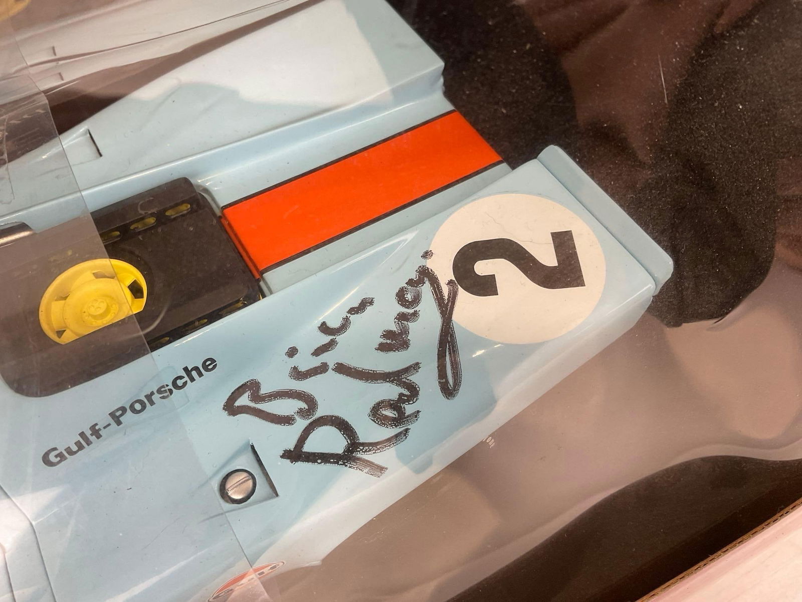 AutoArt 1970 Porsche 917K Daytona 24H Signed by Brian Redman, 1/18 Scale Diecast Car Model orig box - 4