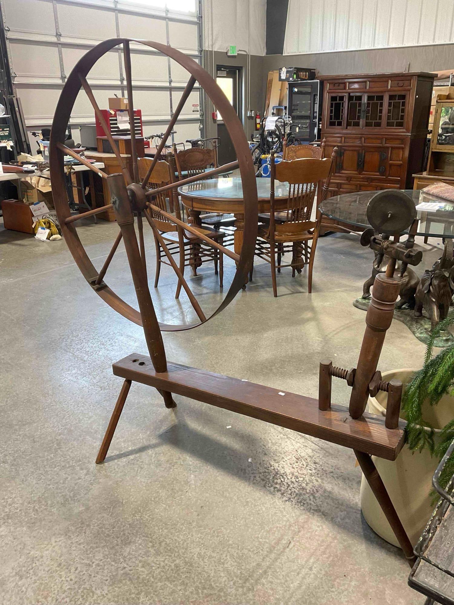 Impressive Large Antique Wooden Walking Spinning Great Wheel. Excellent Condition. See pics. - 8