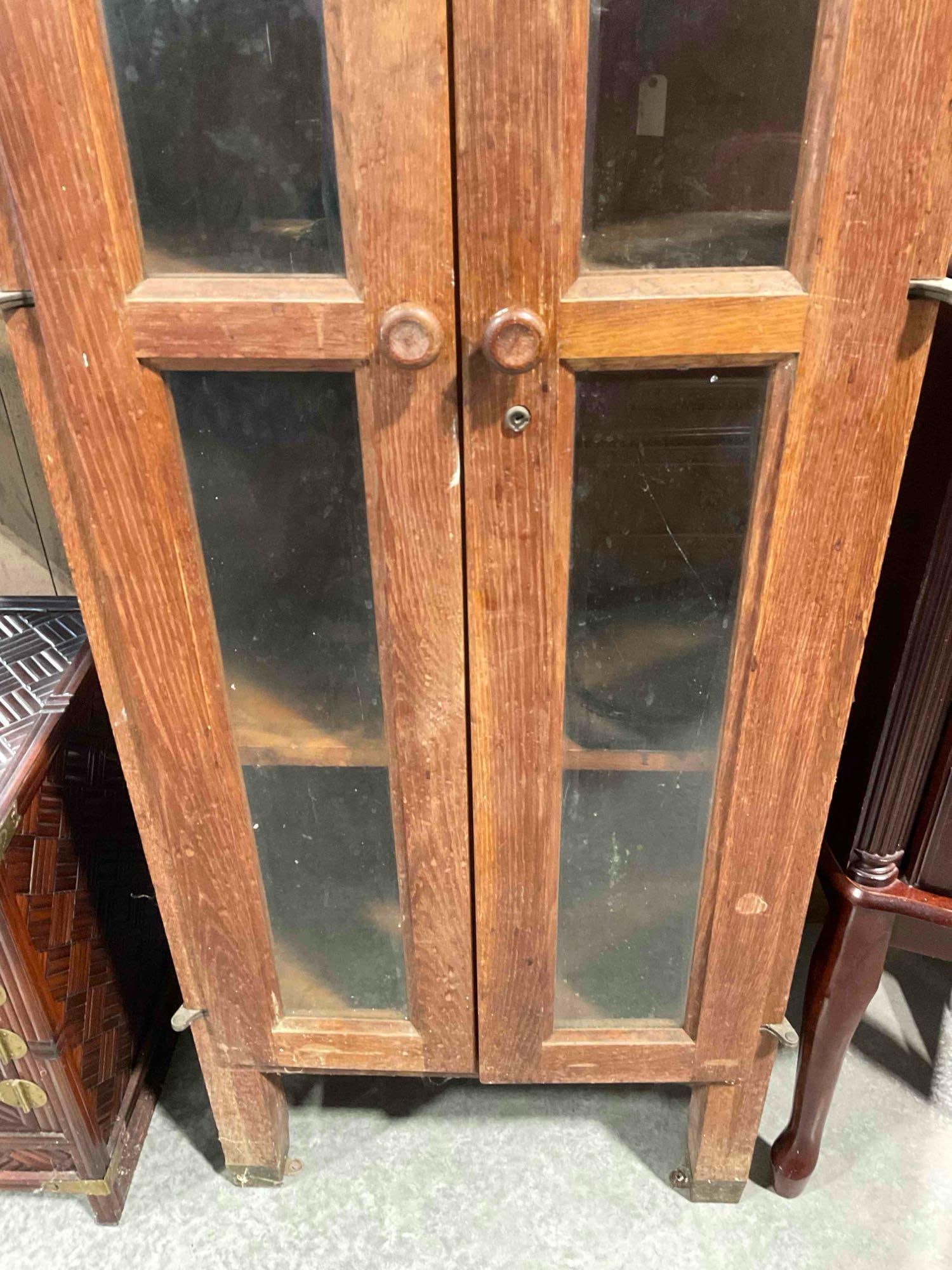 Scientific Equipment Co. Vintage Oak Wood Library? Cabinet w/ 4 Shelves & Glass Fronted Doors. - 6