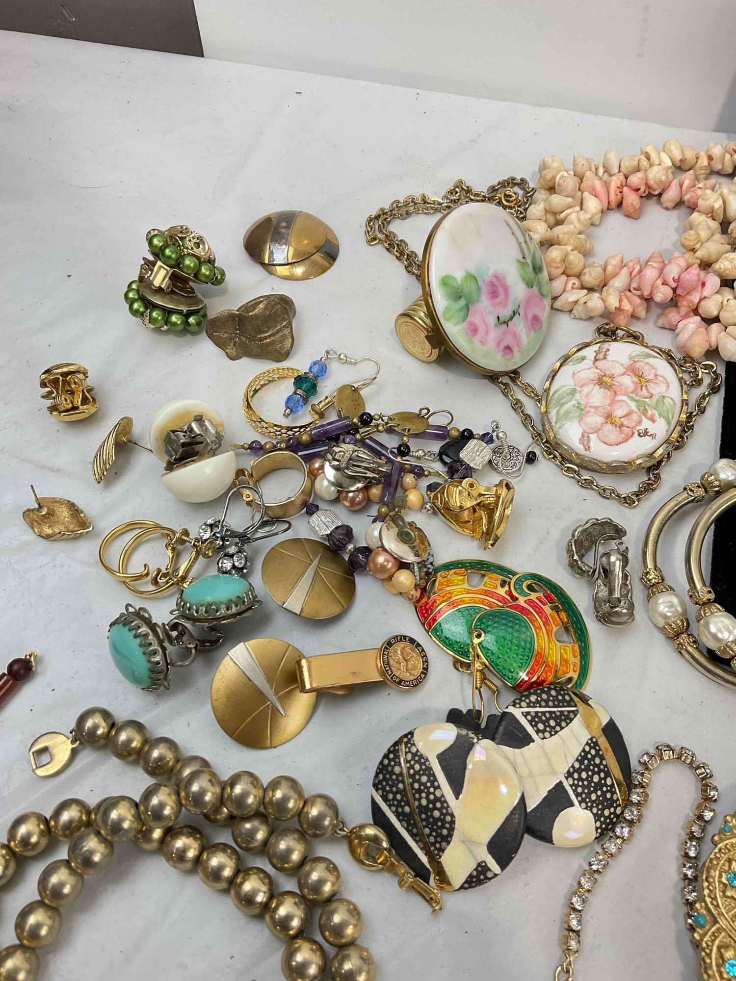 Large Selection of vintage Mostly MC Fashion Jewelry Some Signed See pics - 2