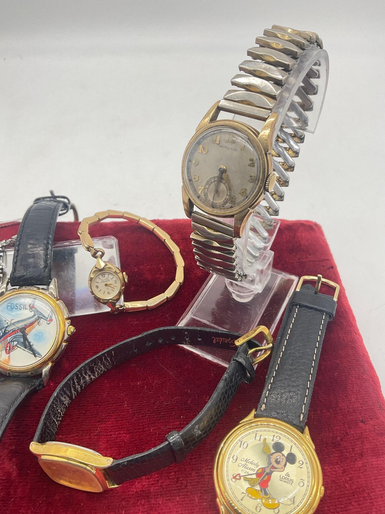 6 x watches 3 are gold plated or rolled gold, 2 x fossil , mickey mouse Melody alarm See descrition - 6