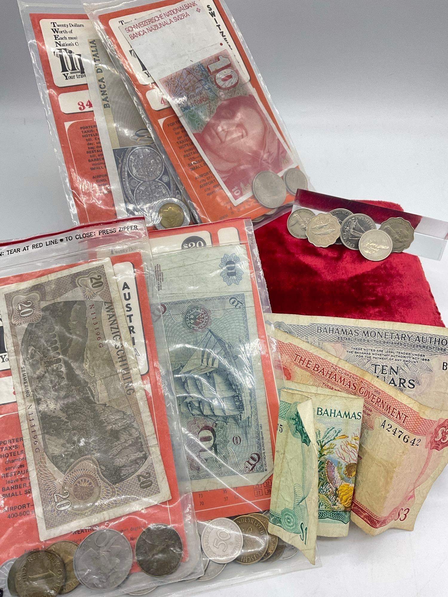 4x Vintage 20.00 Foreign currency travel packs Italy, Austria , Switzerland , West Germany + Baha... - 2
