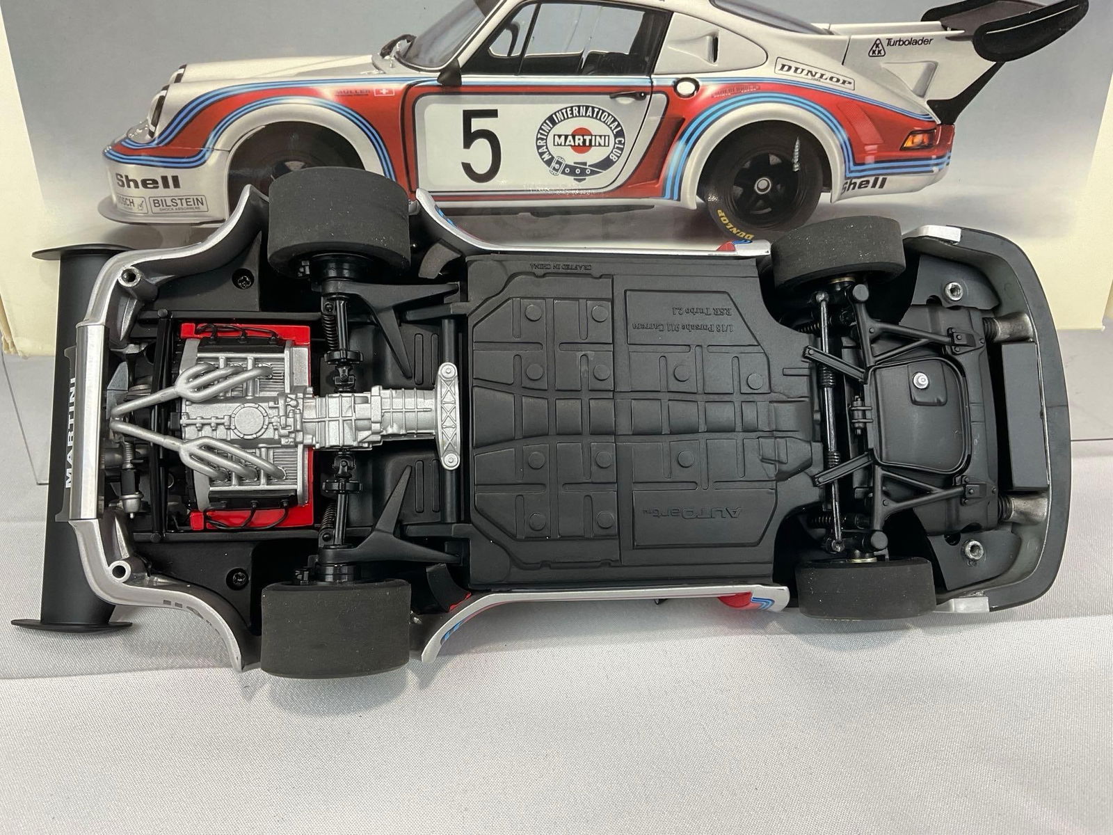 AutoArt 1974 Porsche 911 Carrera RSR Signed by Gijs Van Lennep 1/18 Scale Diecast Car Model orig ... - 10