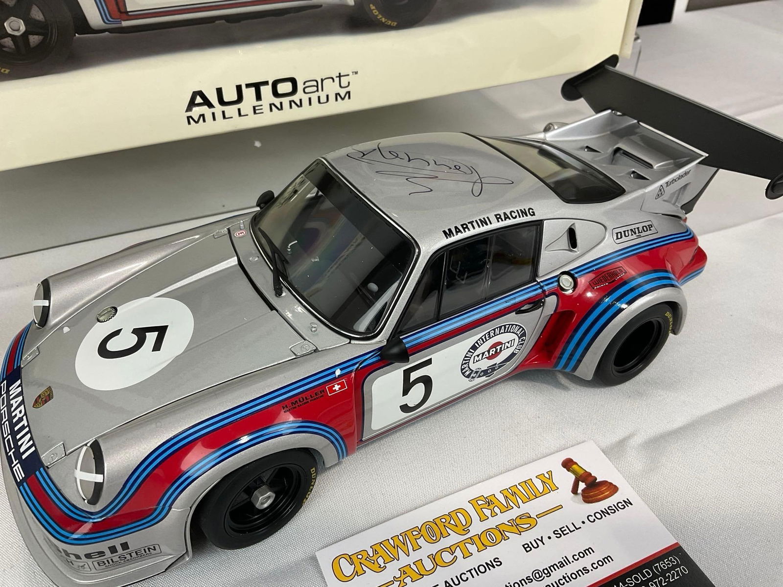AutoArt 1974 Porsche 911 Carrera RSR Signed by Gijs Van Lennep 1/18 Scale Diecast Car Model orig ... - 6