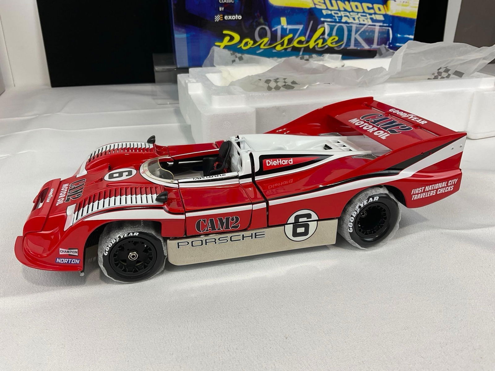 Exoto 1975 Porsche 917/30 #6 Cam2 Mark Donahue 1/18 Scale Diecast Car Model orig box - 5