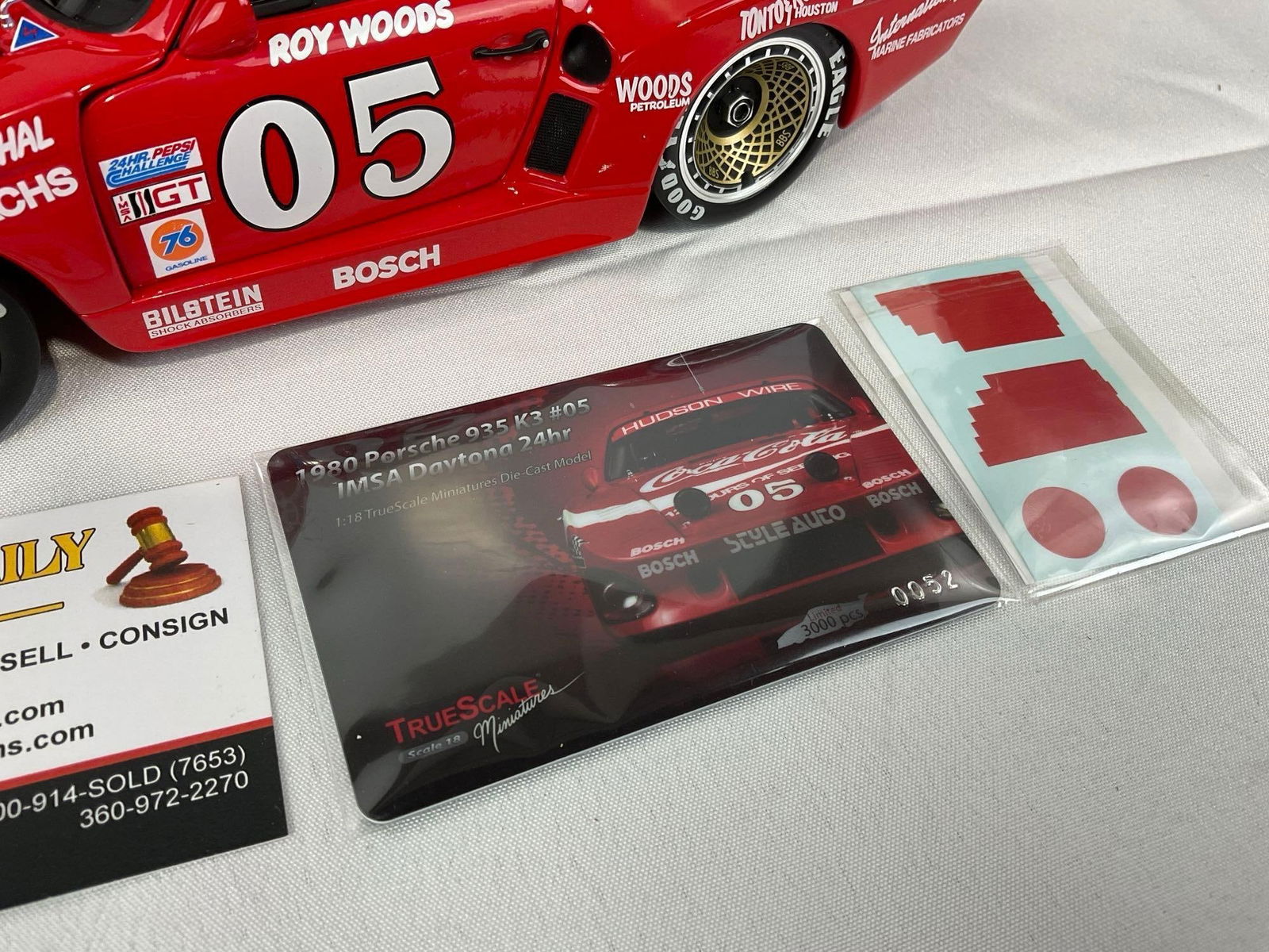TrueScale 1980 Porsche 935 3 IMSA Daytona 24H, Signed by Bobby Radal, 1/18 Scale Diecast Car Model - 2
