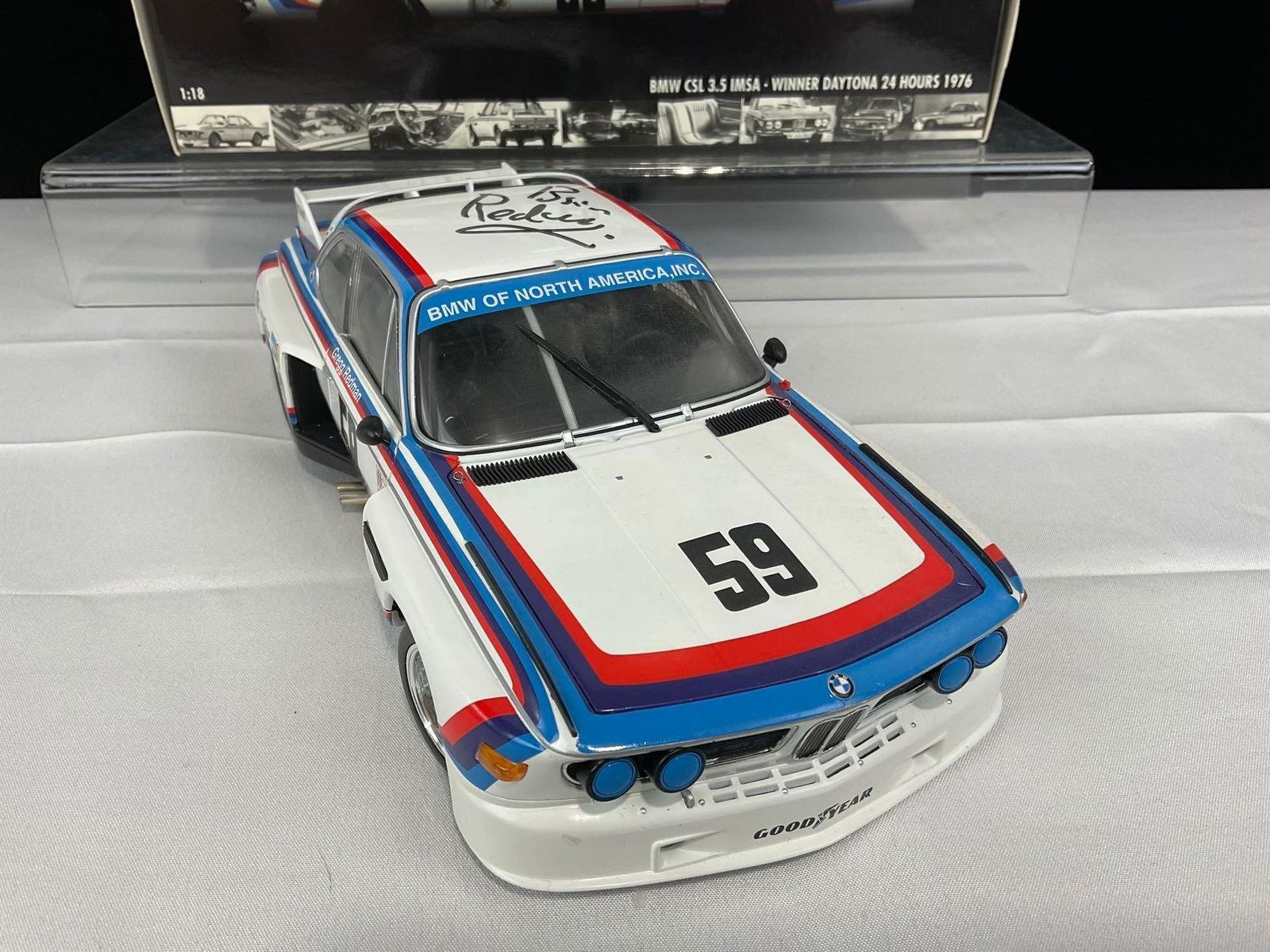Minichamps 1976 BMW CSL 3.5 Daytona Signed by Brian Redman, 1/18 Scale Diecast Car Model orig box - 4