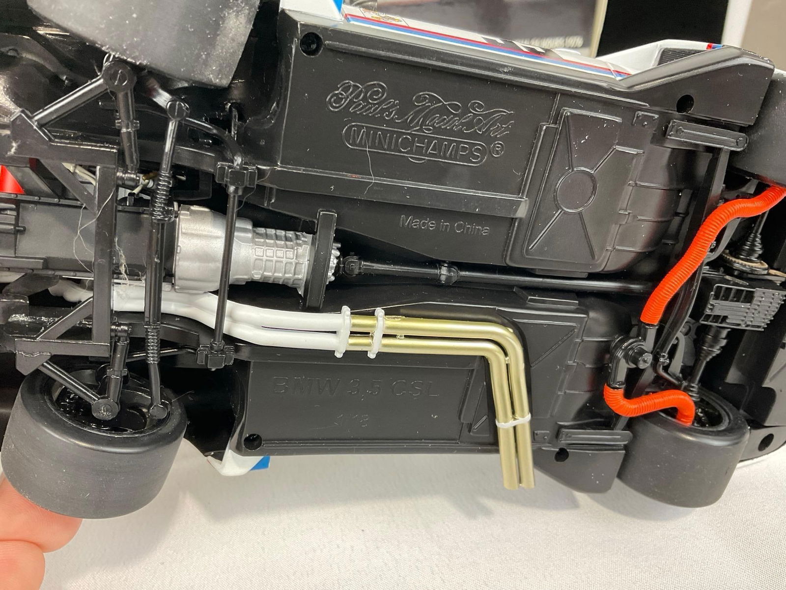 Minichamps 1976 BMW CSL 3.5 Daytona Signed by Brian Redman, 1/18 Scale Diecast Car Model orig box - 8