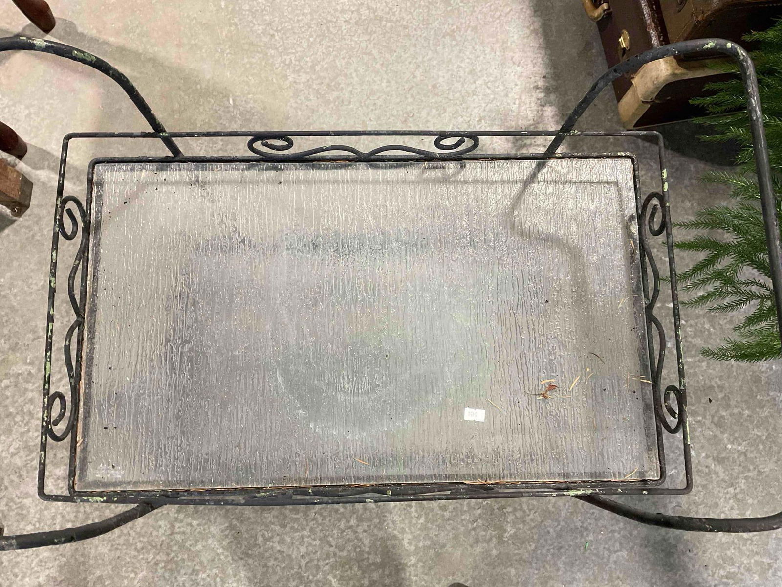 Vintage Black Metal 2-Tier Side Shelf w/ Textured Glass Shelves. Good Condition. See pics. - 4
