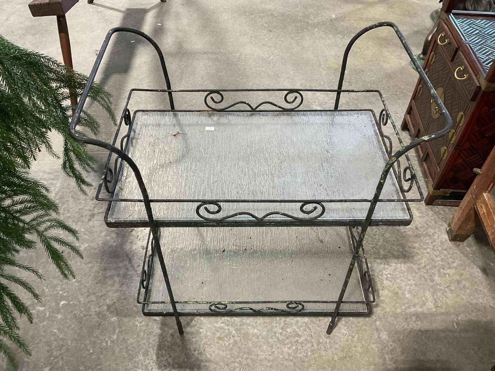 Vintage Black Metal 2-Tier Side Shelf w/ Textured Glass Shelves. Good Condition. See pics. - 6