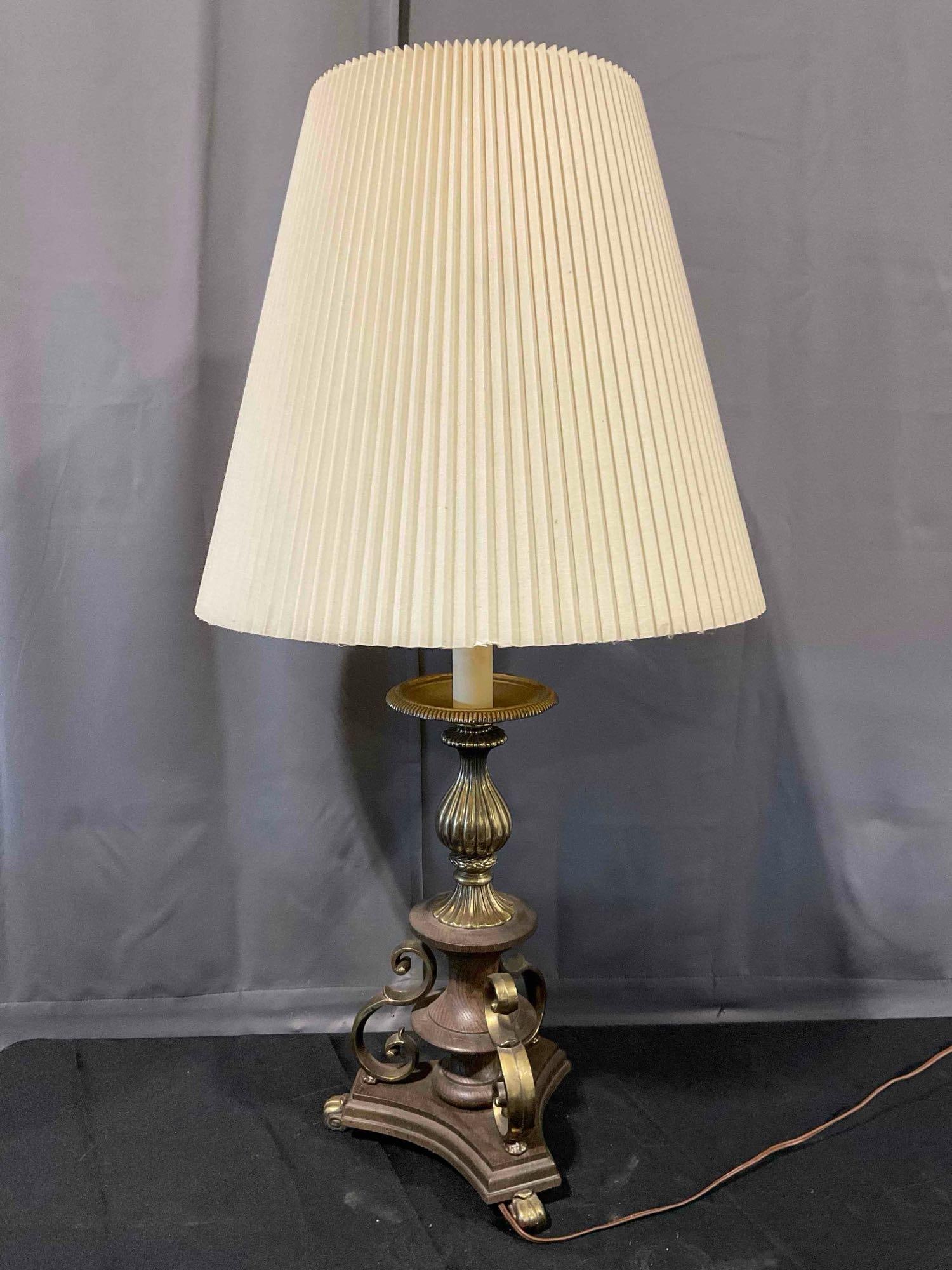 Vintage Wood & Brass Table Lamp w/ Cream Cloth Shade. Tested, Works. Very Good Condition. - 6