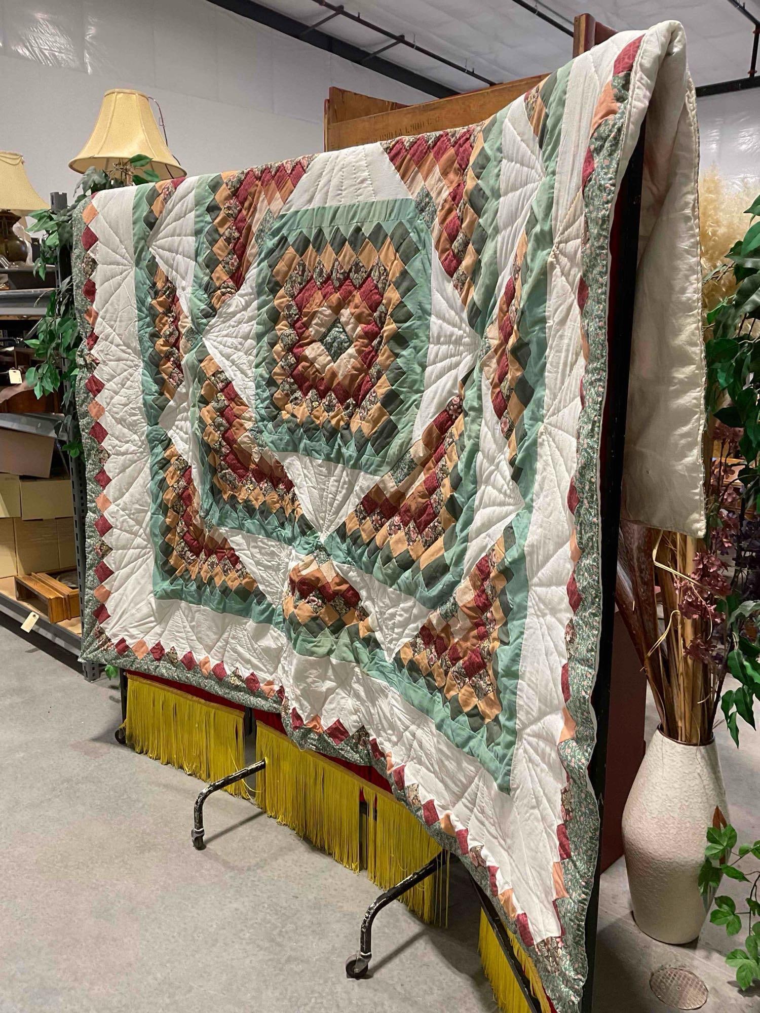 Vintage Machine Quilted Green & White Blanket Bedspread. Measures 78" x 80" See pics. - 2