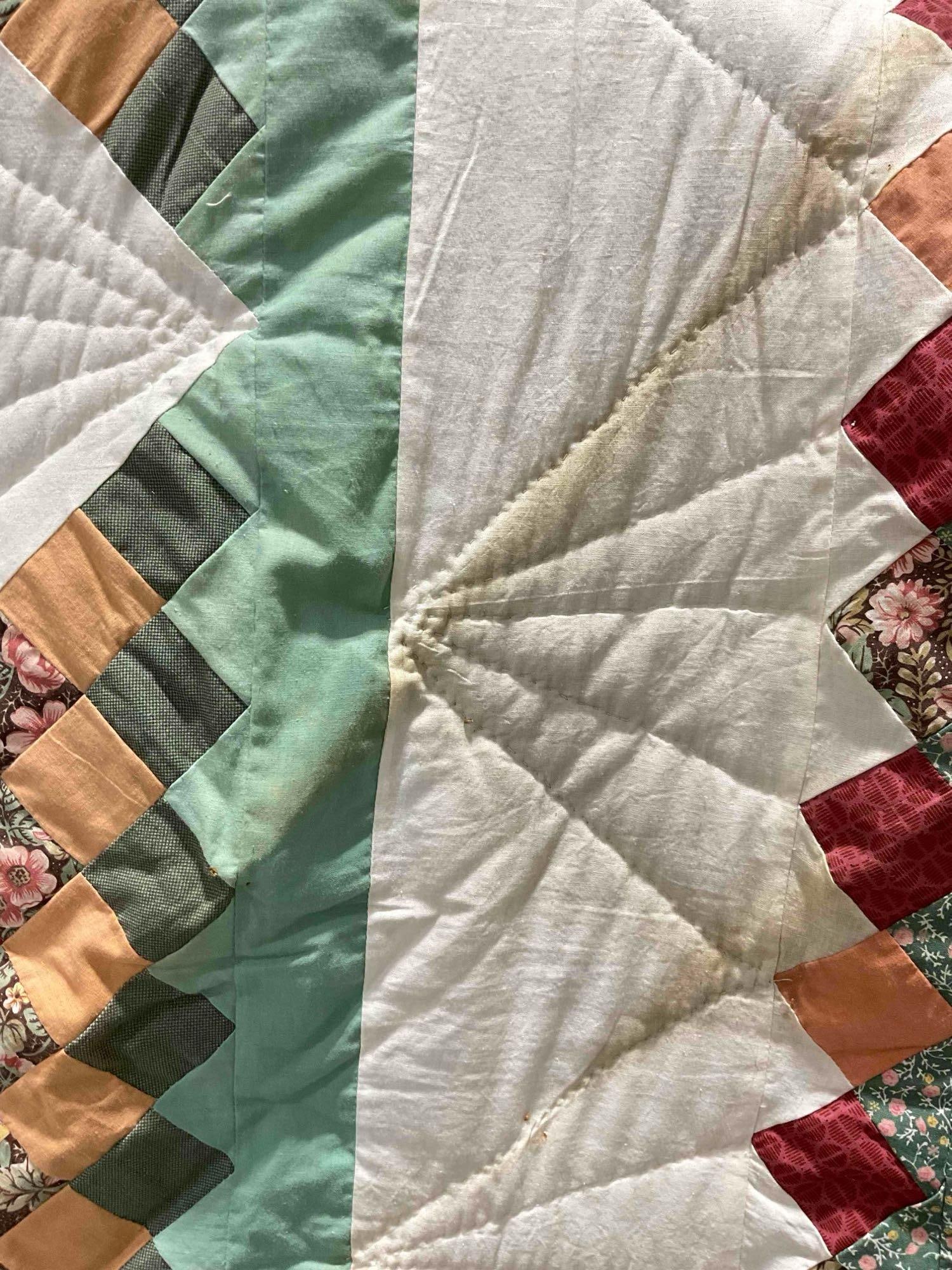 Vintage Machine Quilted Green & White Blanket Bedspread. Measures 78" x 80" See pics. - 5