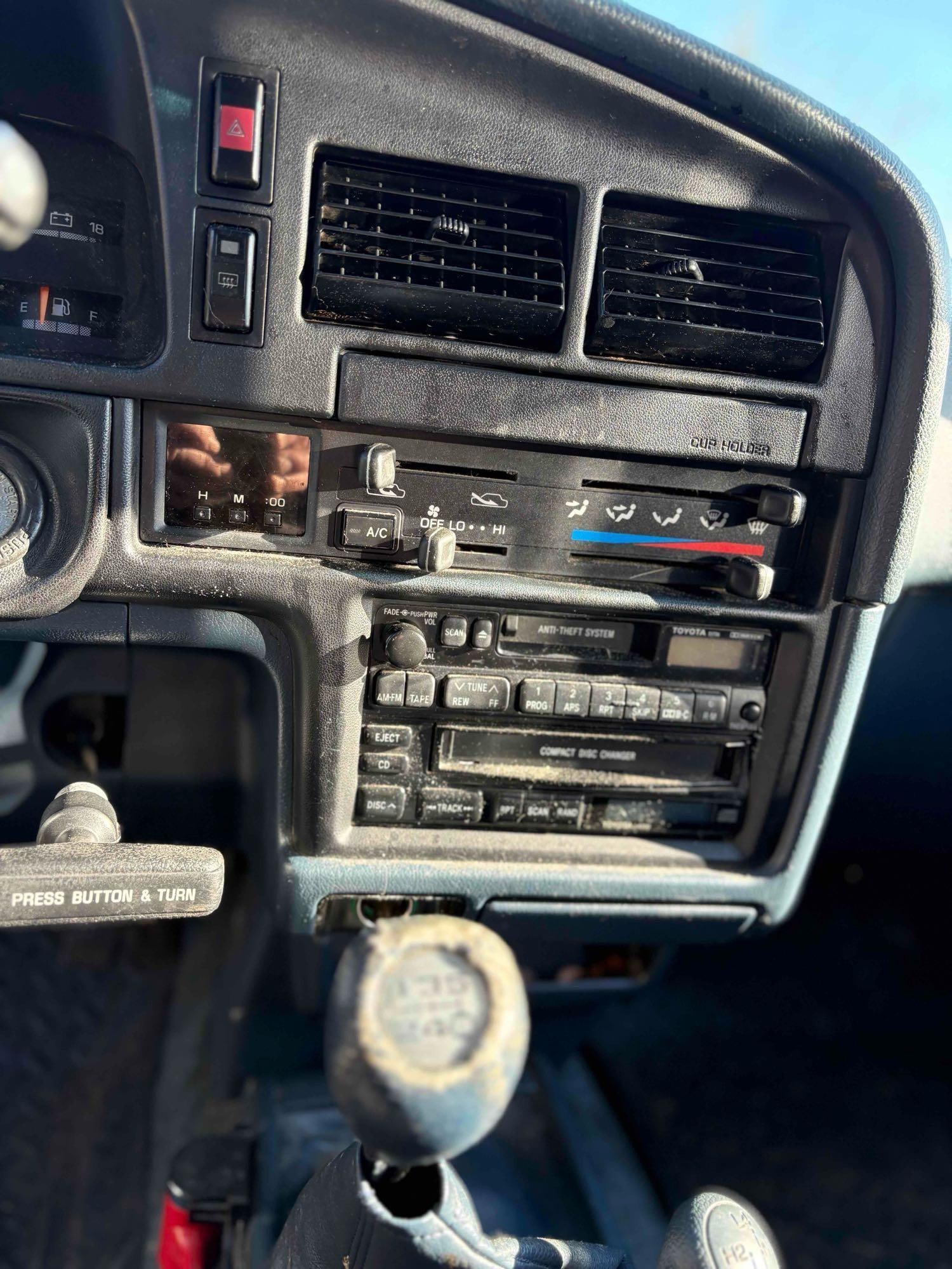 1995 Toyata 4Runner Limited 4Dr 3.0 V6 5sd manual Transmsion w/ 4Wheel Dr 147,585 Miles - 10