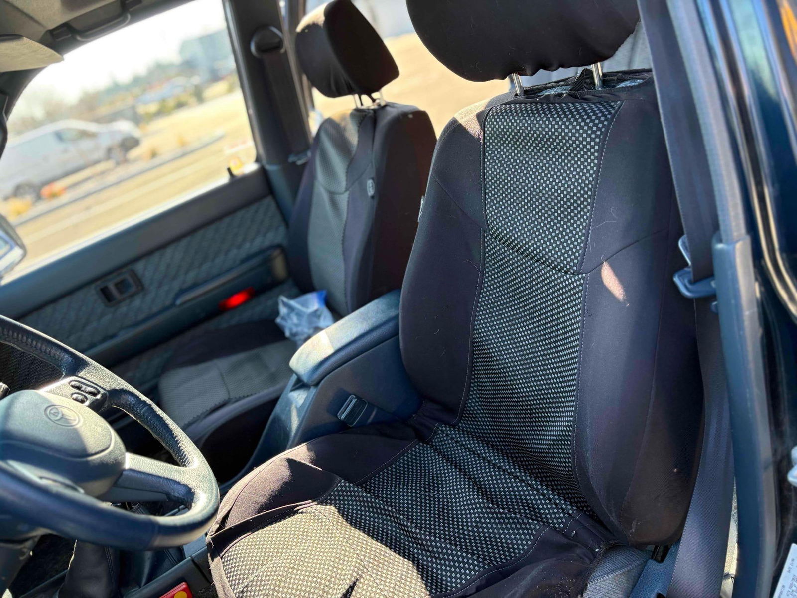 1995 Toyata 4Runner Limited 4Dr 3.0 V6 5sd manual Transmsion w/ 4Wheel Dr 147,585 Miles - 14