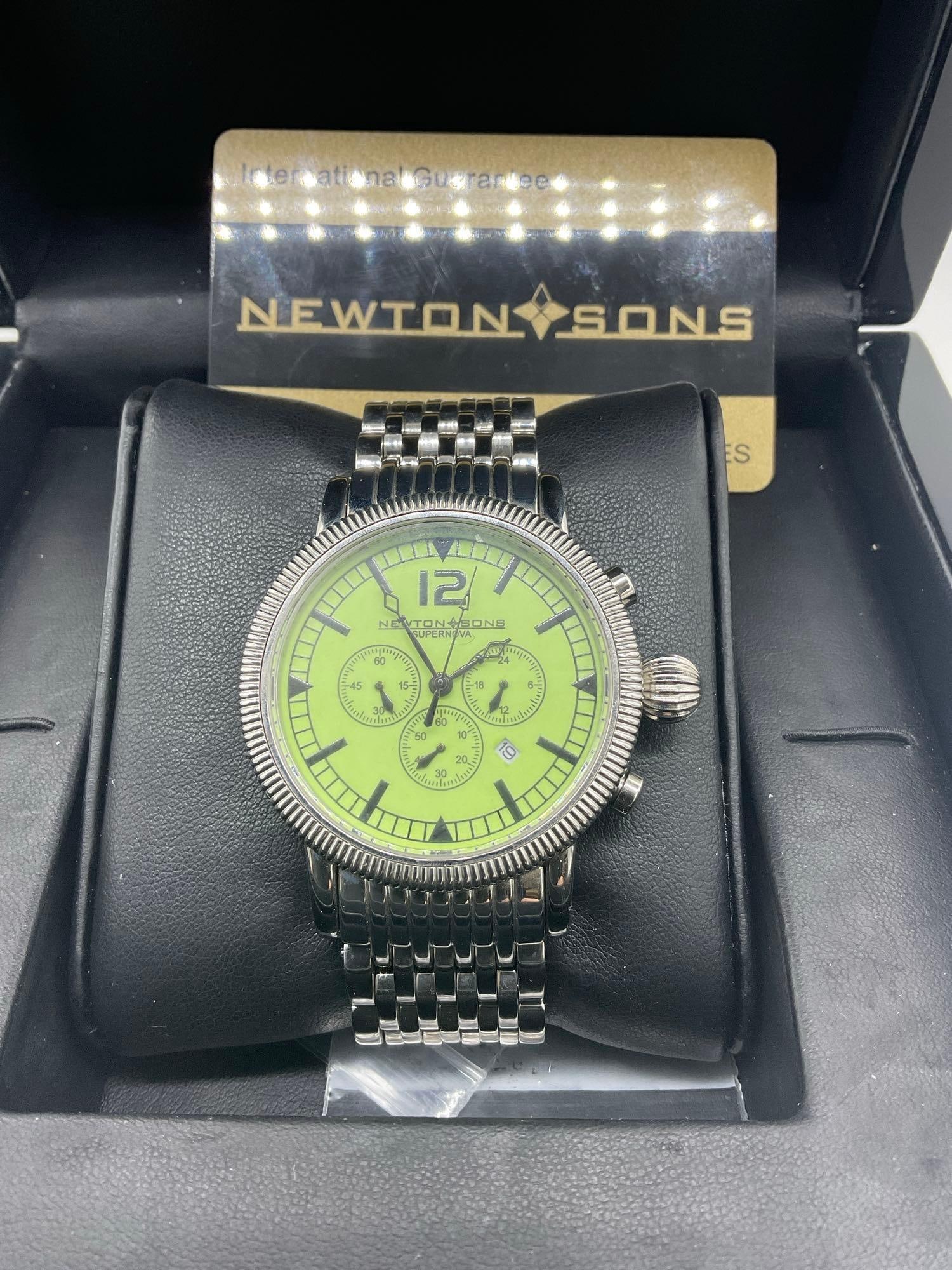 RARE,UNIQUE Men's CHRONOGRAPH Watch NEWTON-SONS Supernova QS.204.045 - 2
