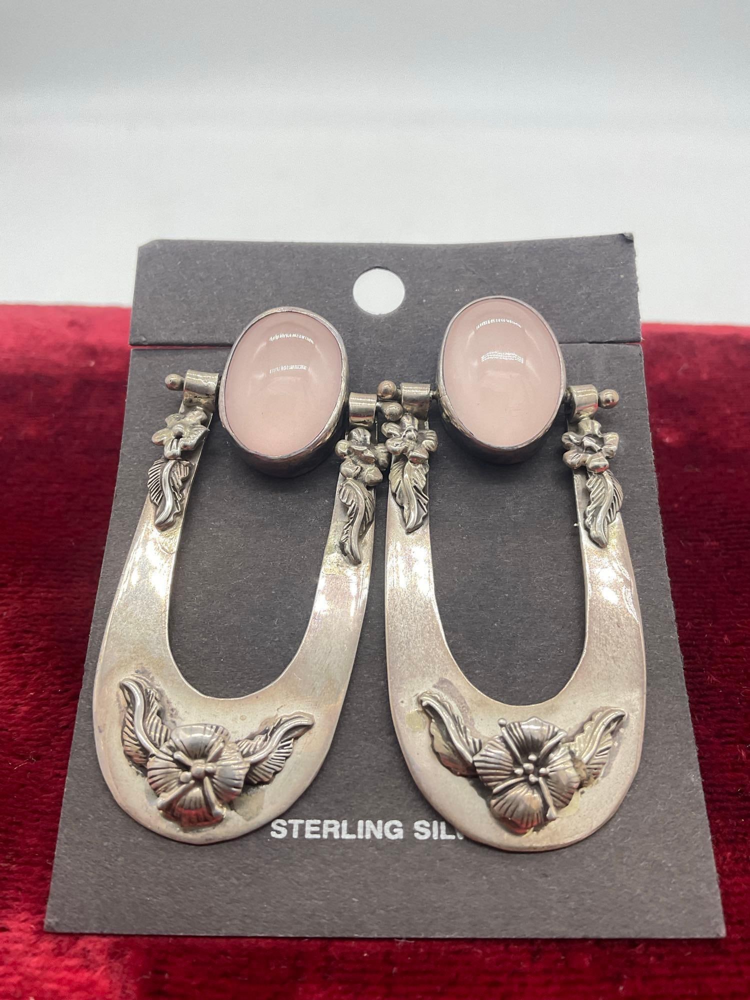 Vintage 1990 sterling silver Carol Felley floral concho dangle earrings w/ pink quartz setting: Jc-5320 