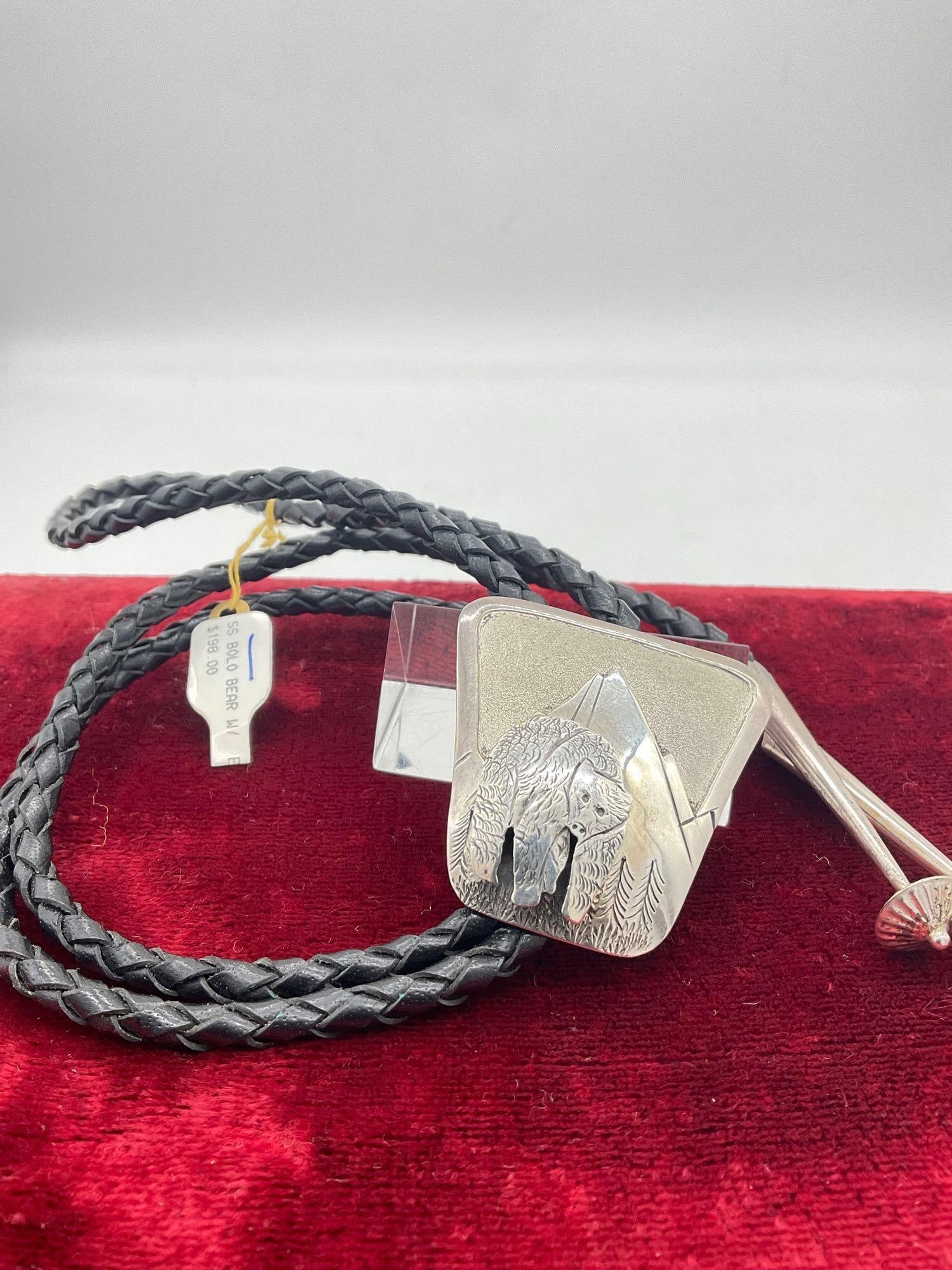 Sterling silver vintage Native American Bear motif bolo tie signed "G" Sterling: Jc-5320