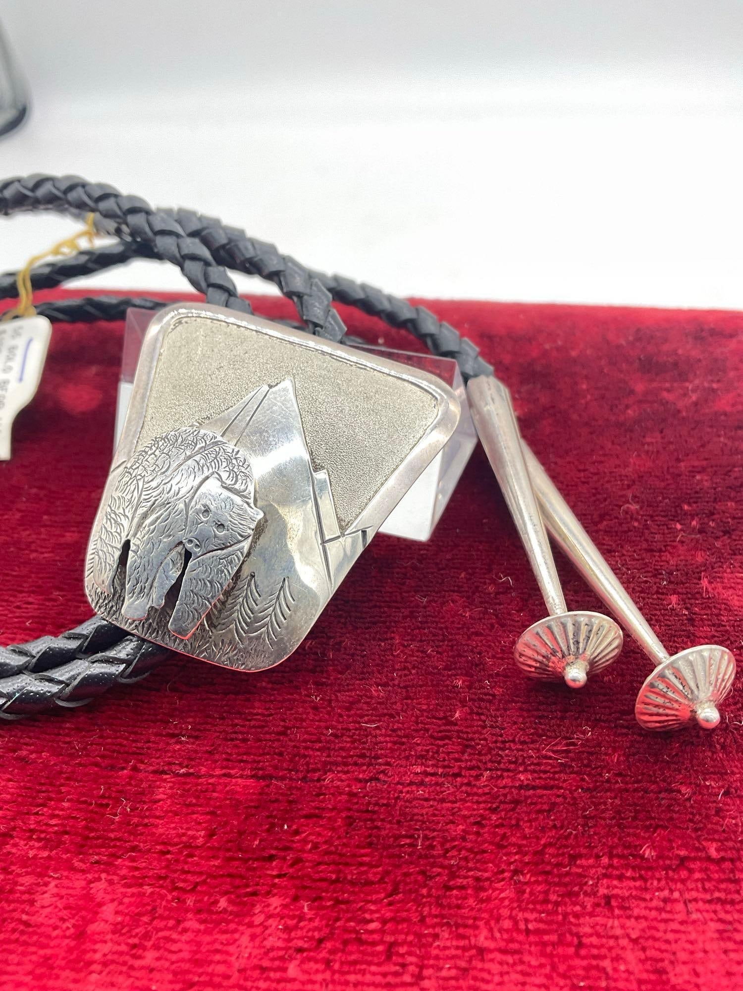 Sterling silver vintage Native American Bear motif bolo tie signed "G" Sterling - 3